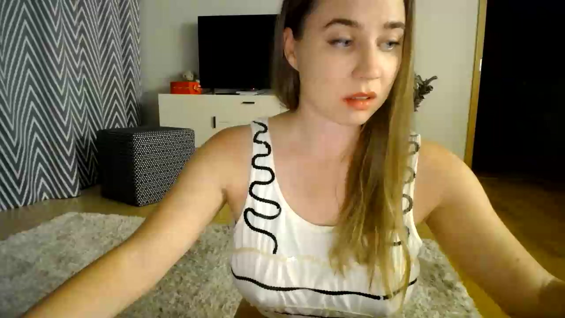 Gallery image thumbnail from AmoAmour's myfreecams stream on, 08/25/2026, 20:44 image 15 of 20