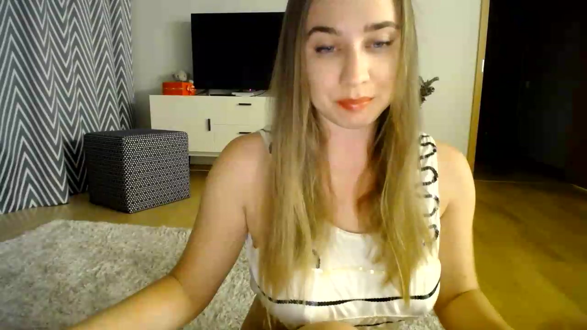 Gallery image thumbnail from AmoAmour's myfreecams stream on, 08/25/2026, 20:44 image 7 of 20