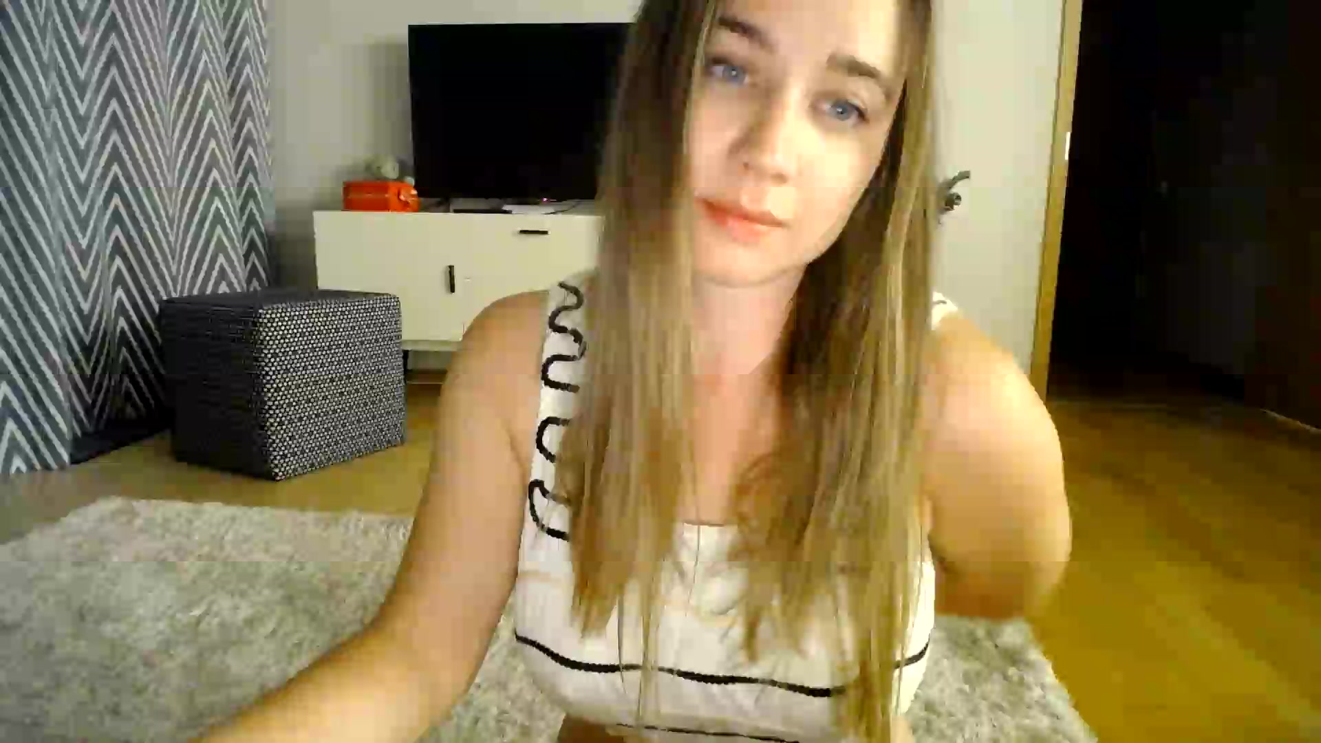 Gallery image thumbnail from AmoAmour's myfreecams stream on, 08/25/2026, 21:50 image 15 of 20