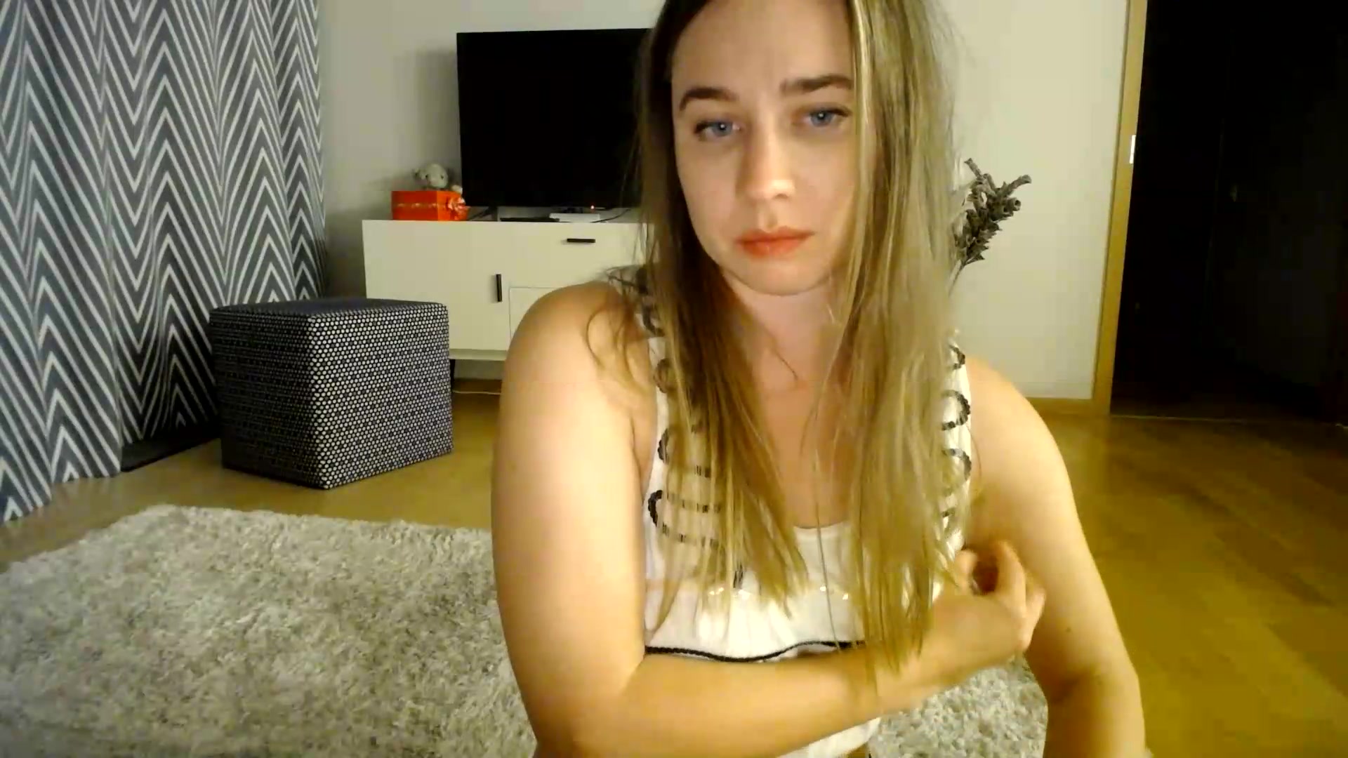 Gallery image thumbnail from AmoAmour's myfreecams stream on, 08/25/2026, 21:50 image 19 of 20