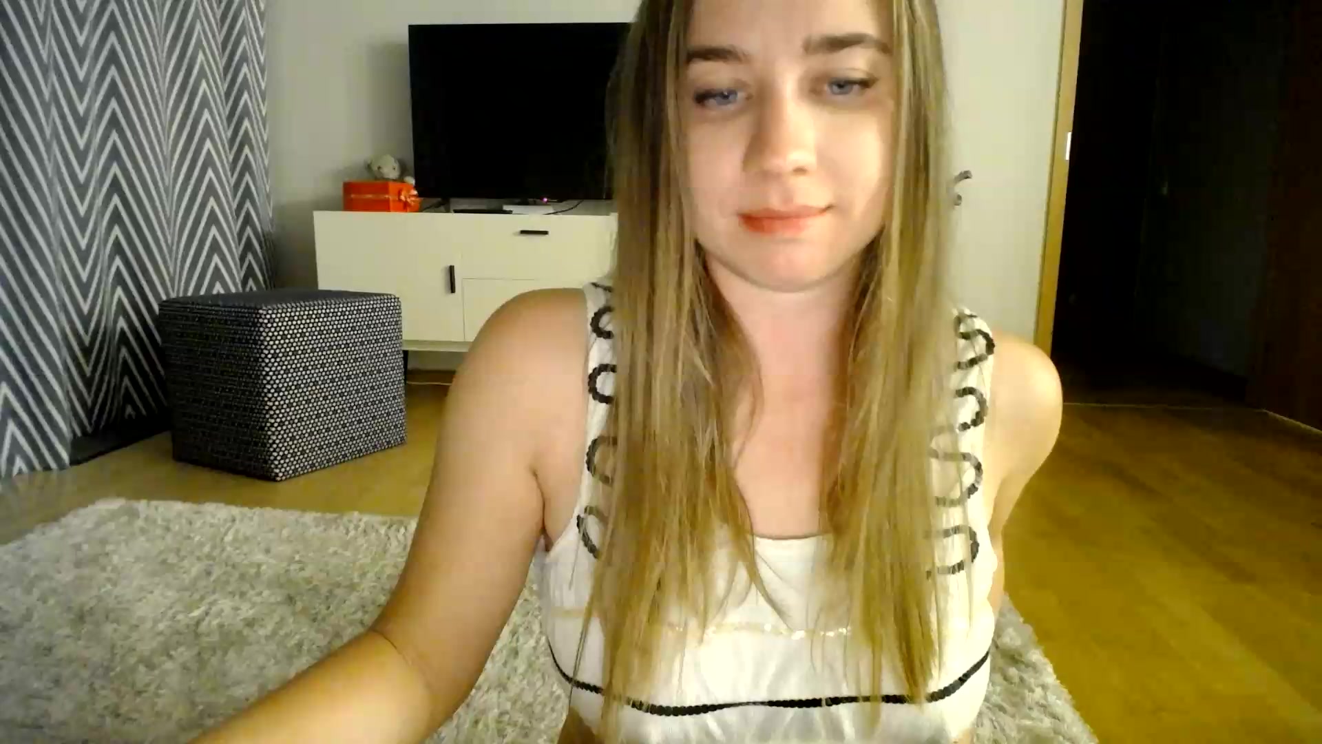 Gallery image thumbnail from AmoAmour's myfreecams stream on, 08/25/2026, 21:50 image 14 of 20