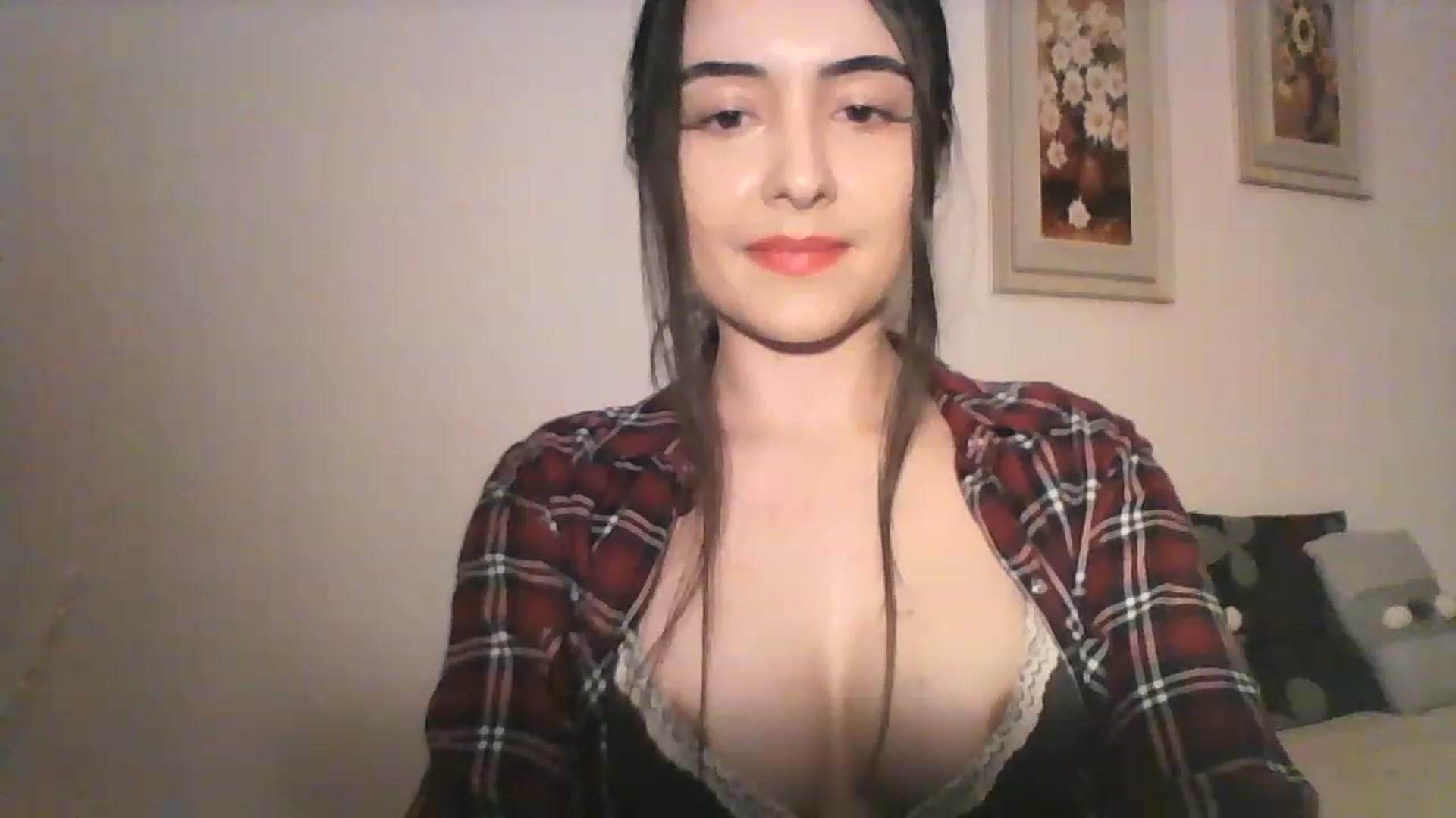 Gallery image thumbnail from AmoraLynn's myfreecams stream on, 11/20/2022, 24:38 image 9 of 20