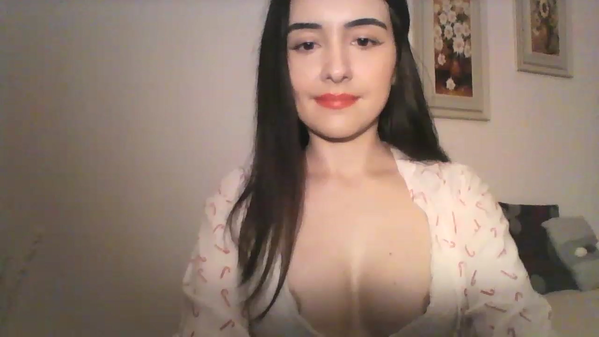 Gallery image thumbnail from AmoraLynn's myfreecams stream on, 11/25/2022, 23:43 image 4 of 20