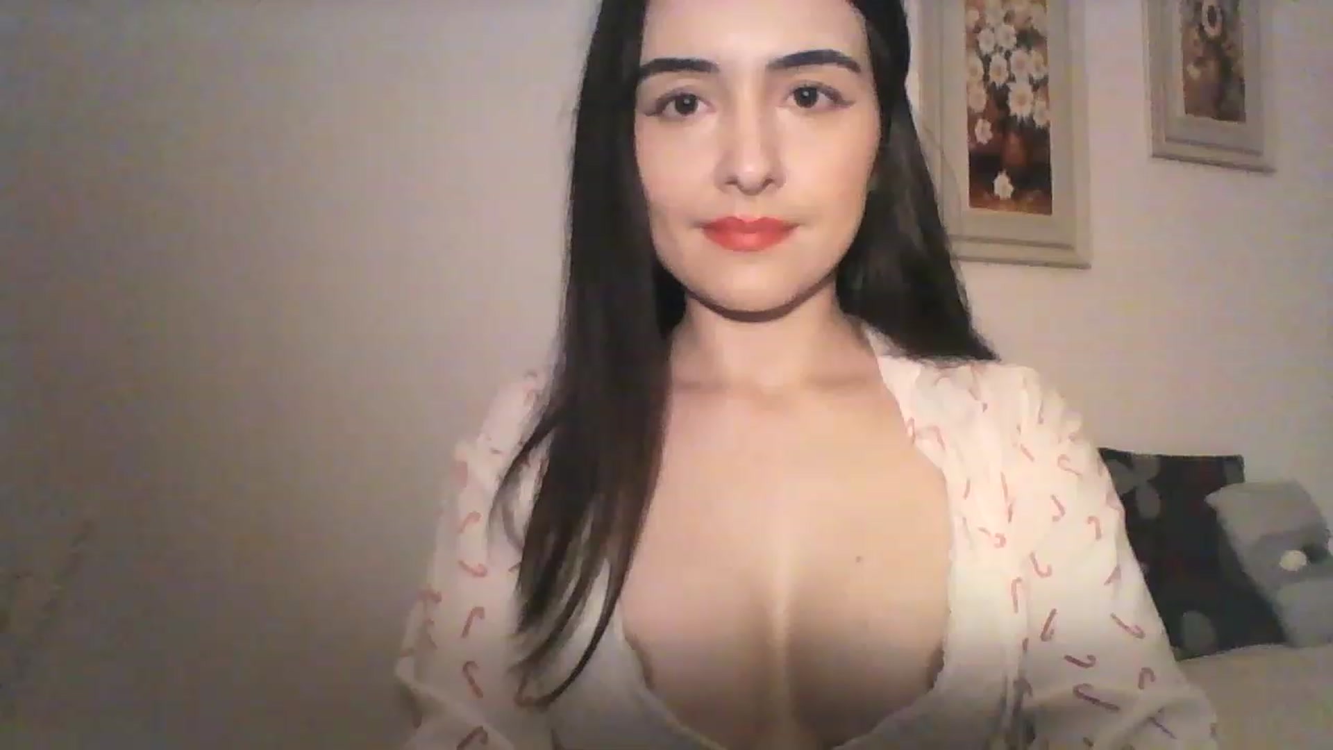 Gallery image thumbnail from AmoraLynn's myfreecams stream on, 11/25/2022, 23:43 image 6 of 20