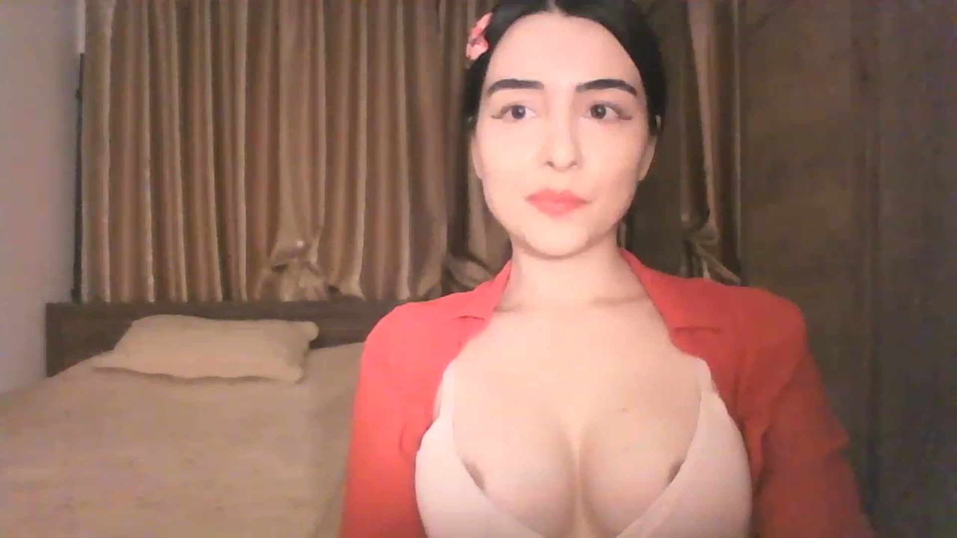 Gallery image thumbnail from AmoraLynn's myfreecams stream on, 12/22/2022, 22:58 image 10 of 20