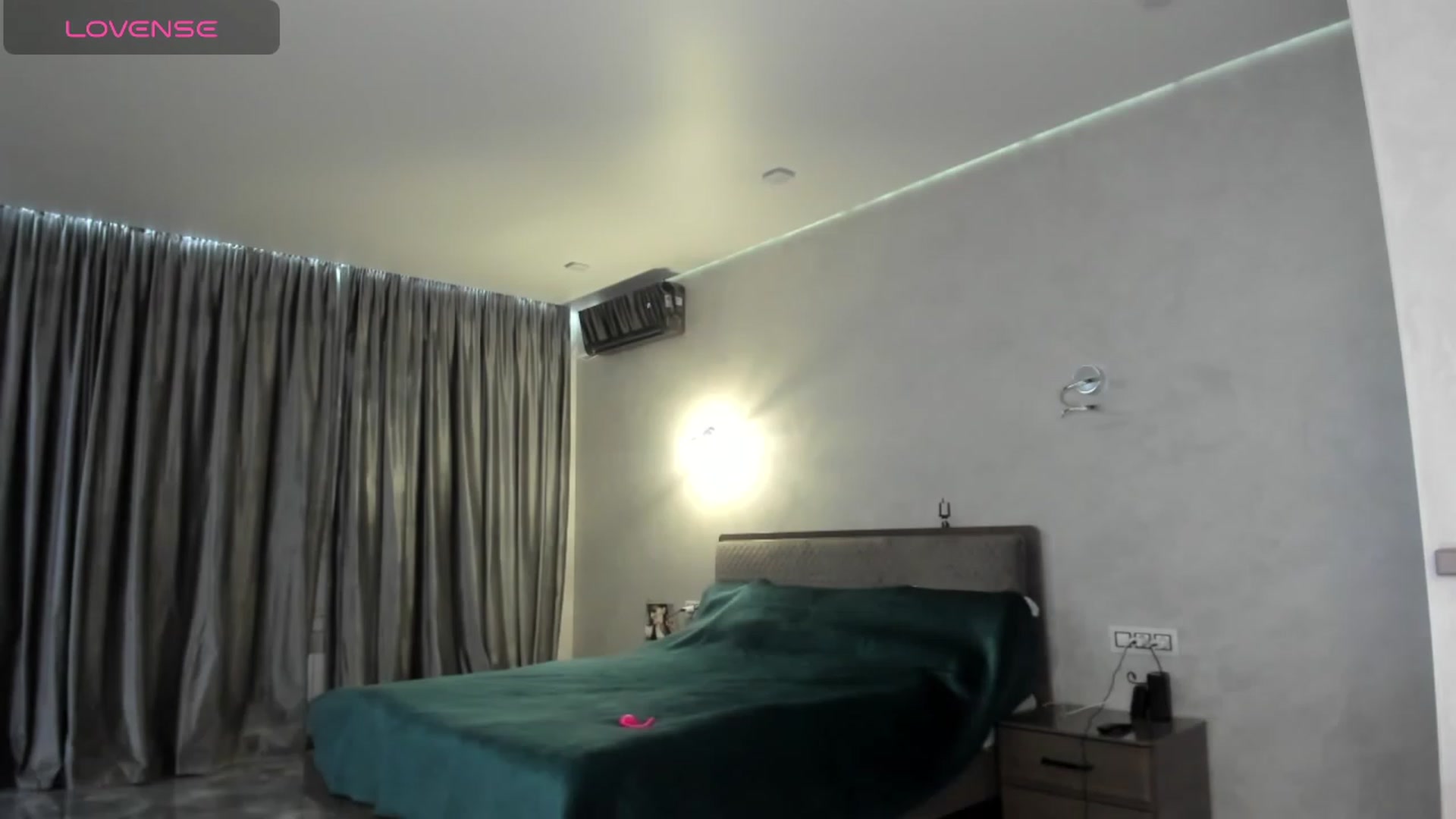 Gallery image thumbnail from AmoreK's myfreecams stream on, 02/05/2024, 20:59 image 15 of 20