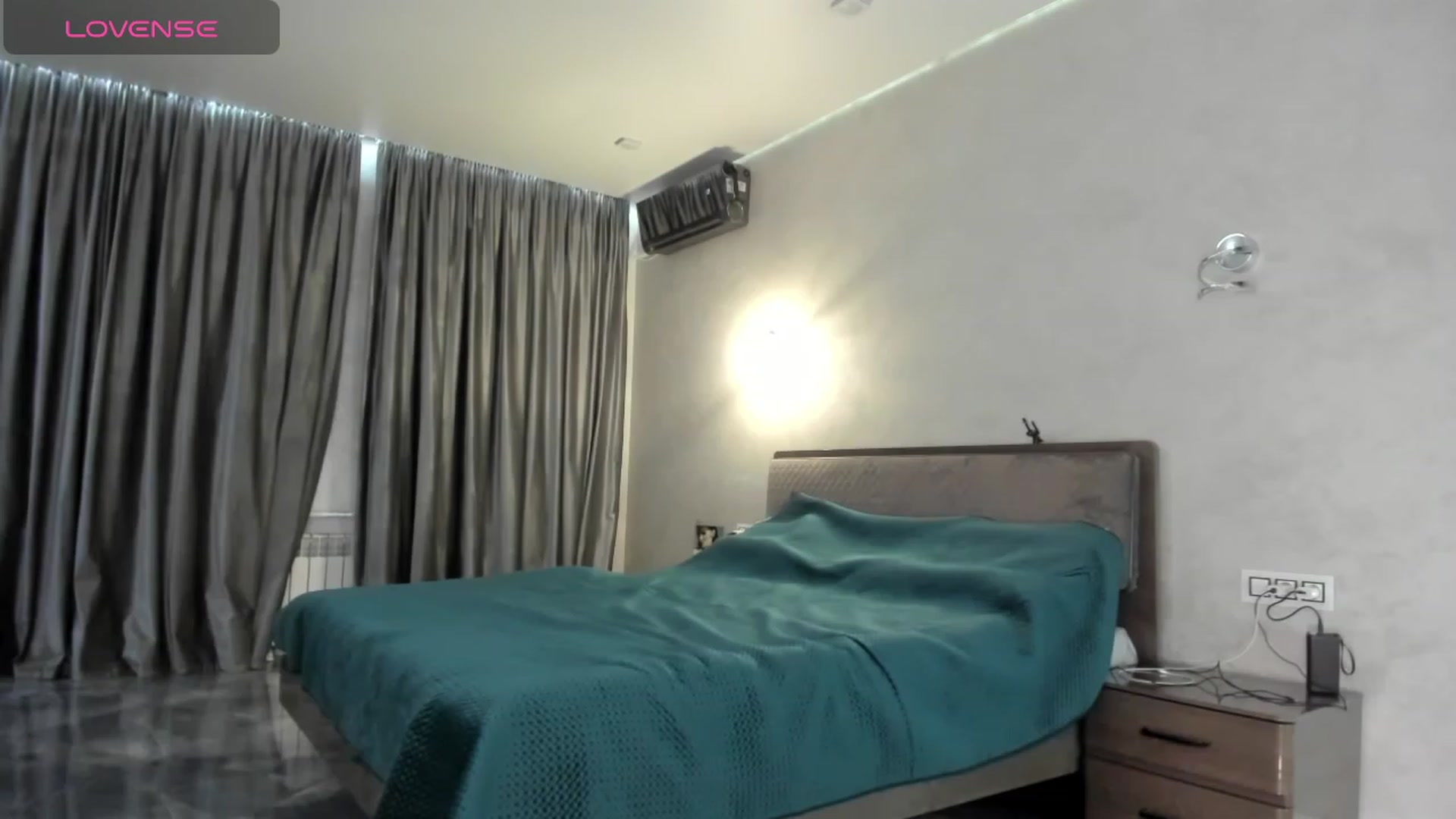 Gallery image thumbnail from AmoreK's myfreecams stream on, 02/08/2024, 20:45 image 11 of 20