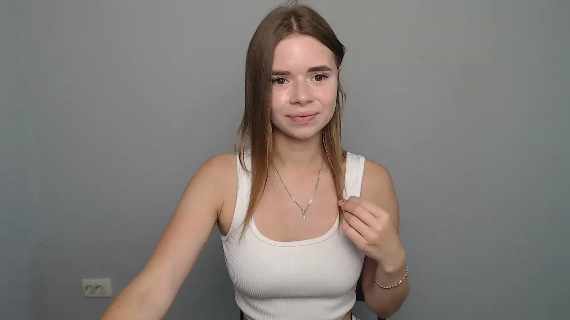 Gallery image thumbnail from Amoreange's myfreecams stream on, 07/06/2023, 10:08 image 18 of 20