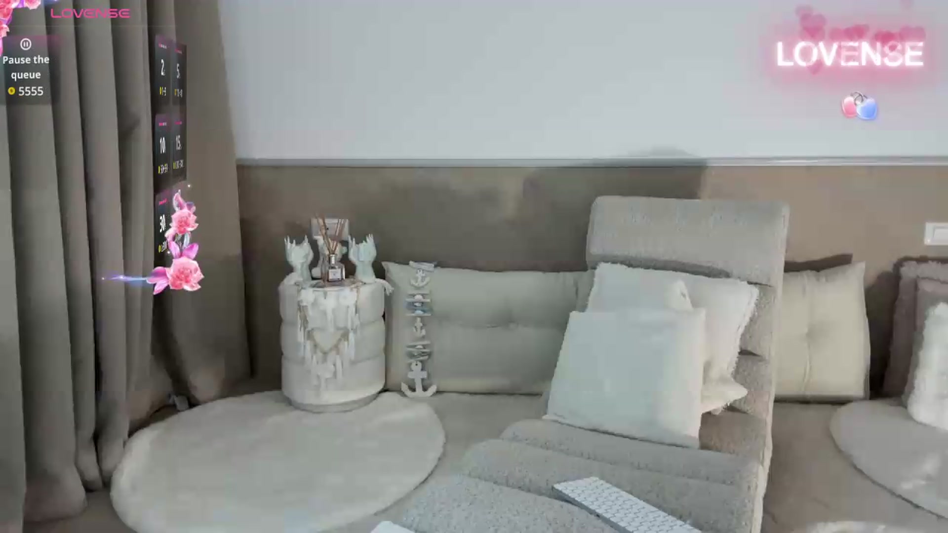 Gallery image thumbnail from Amorenaa's myfreecams stream on, 08/19/2026, 06:04 image 16 of 20