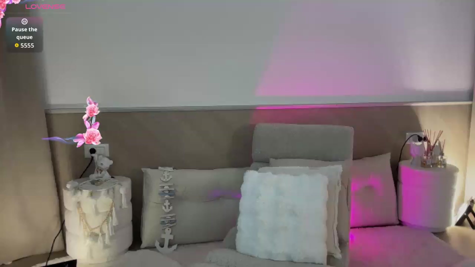Gallery image thumbnail from Amorenaa's myfreecams stream on, 09/02/2026, 06:23 image 16 of 20