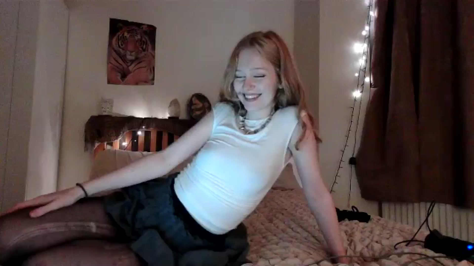 Gallery image thumbnail from Amuse_xxx's myfreecams stream on, 09/10/2024, 20:42 image 1 of 20