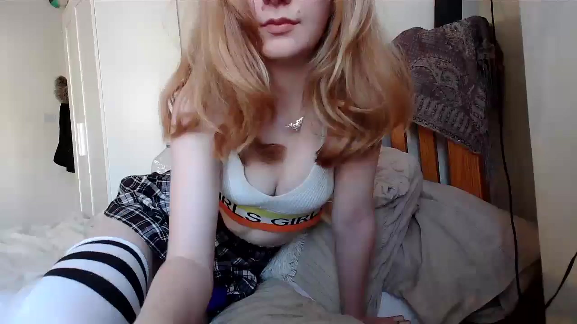 Gallery image thumbnail from Amuse_xxx's myfreecams stream on, 09/16/2024, 16:11 image 7 of 20