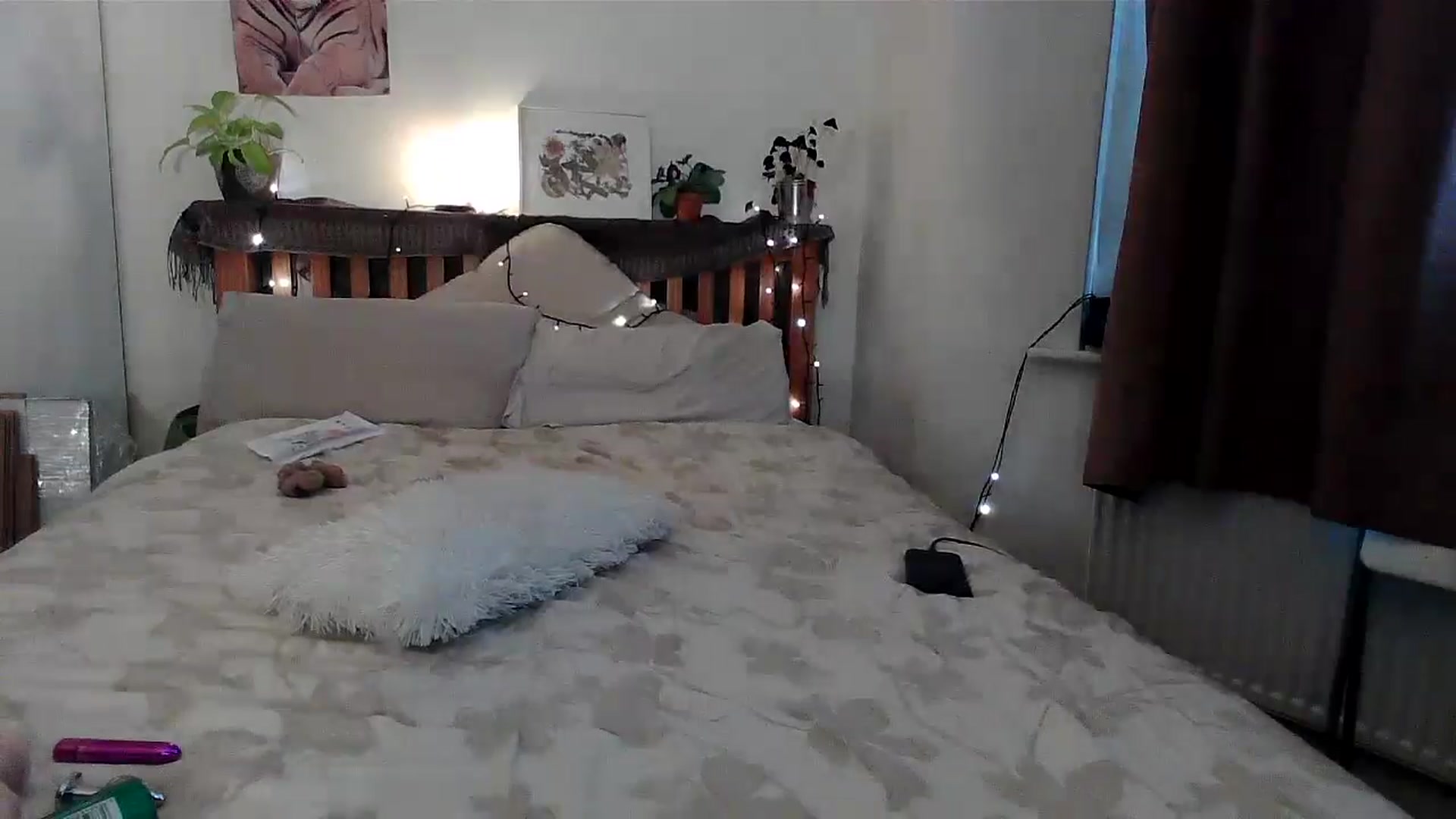 Gallery image thumbnail from Amuse_xxx's myfreecams stream on, 10/02/2024, 16:54 image 6 of 20