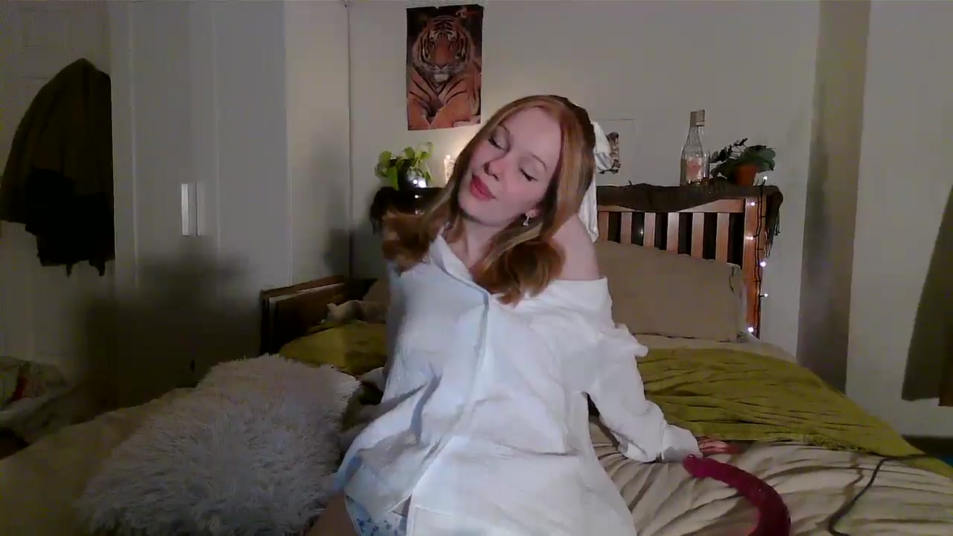 Gallery image thumbnail from Amuse_xxx's myfreecams stream on, 10/11/2024, 18:31 image 18 of 20
