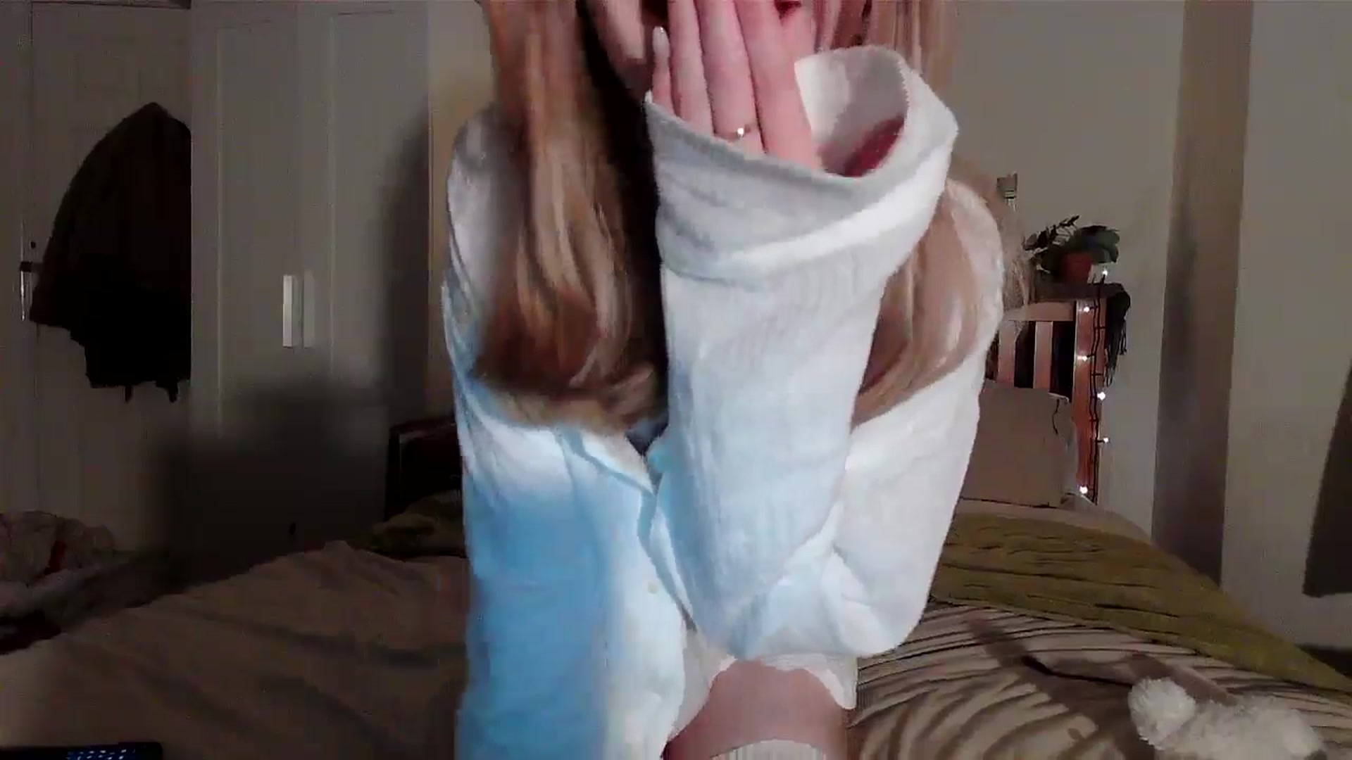 Gallery image thumbnail from Amuse_xxx's myfreecams stream on, 10/12/2024, 18:04 image 4 of 20