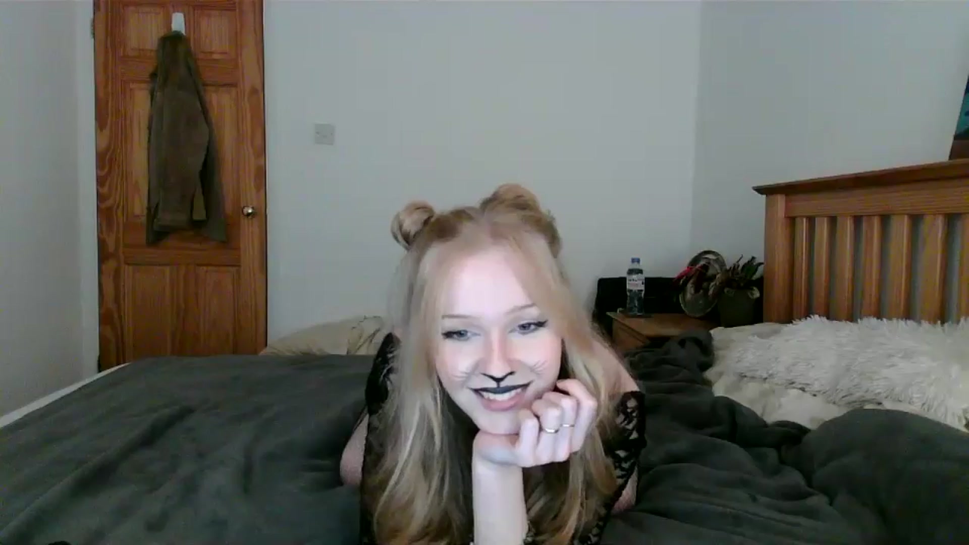 Gallery image thumbnail from Amuse_xxx's myfreecams stream on, 11/02/2024, 21:35 image 7 of 20