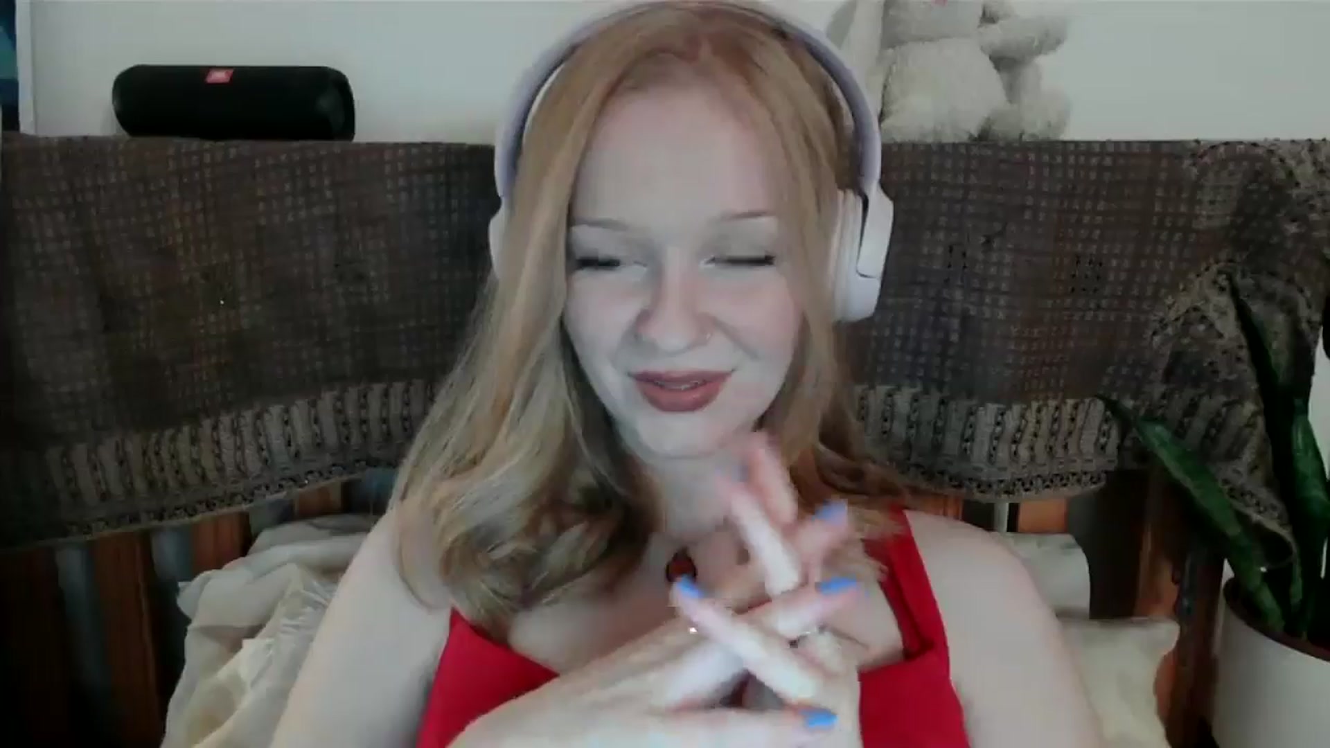 Gallery image thumbnail from Amuse_xxx's myfreecams stream on, 11/09/2024, 21:16 image 2 of 20