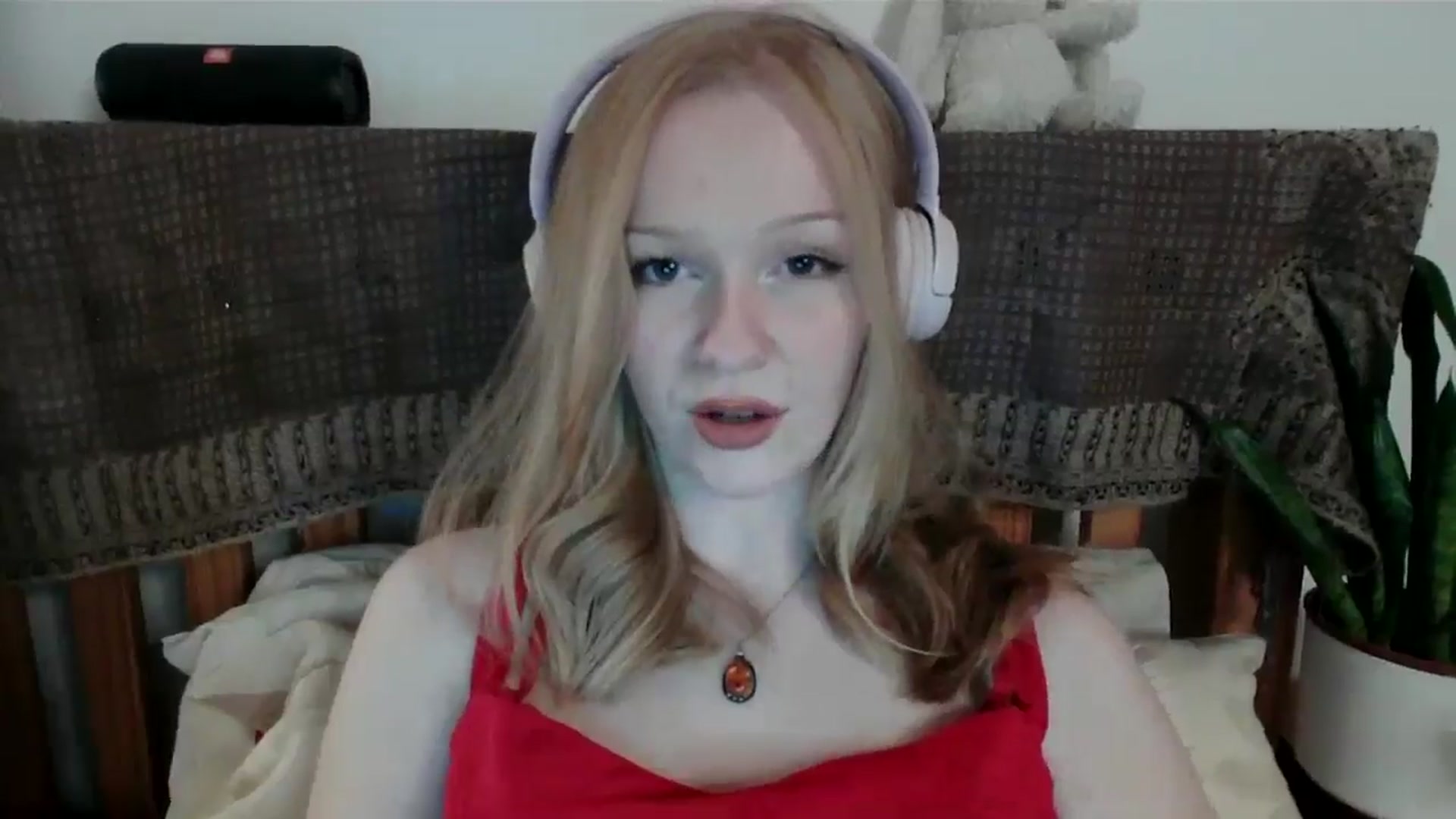 Gallery image thumbnail from Amuse_xxx's myfreecams stream on, 11/09/2024, 21:16 image 10 of 20