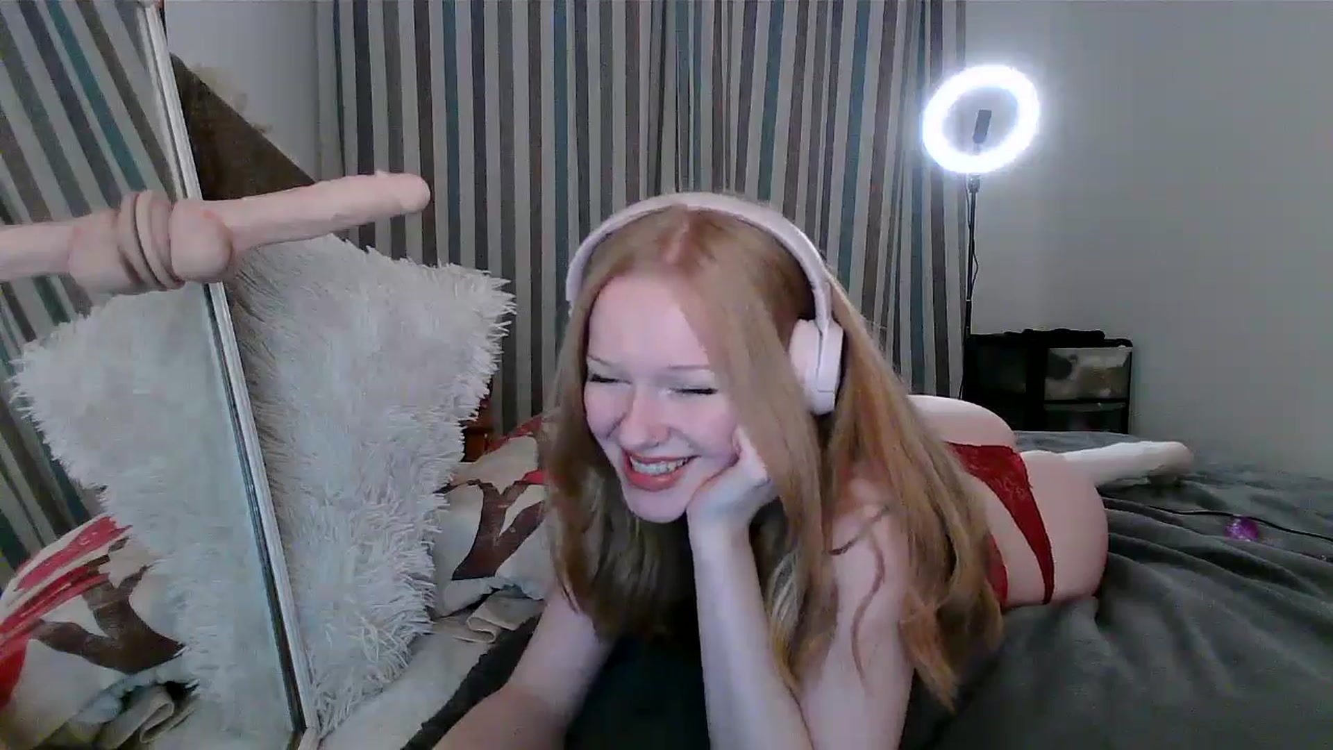 Gallery image thumbnail from Amuse_xxx's myfreecams stream on, 11/09/2024, 22:57 image 20 of 20