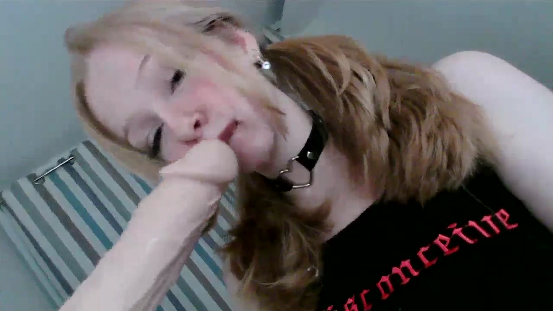 Gallery image thumbnail from Amuse_xxx's myfreecams stream on, 11/22/2024, 22:50 image 9 of 20