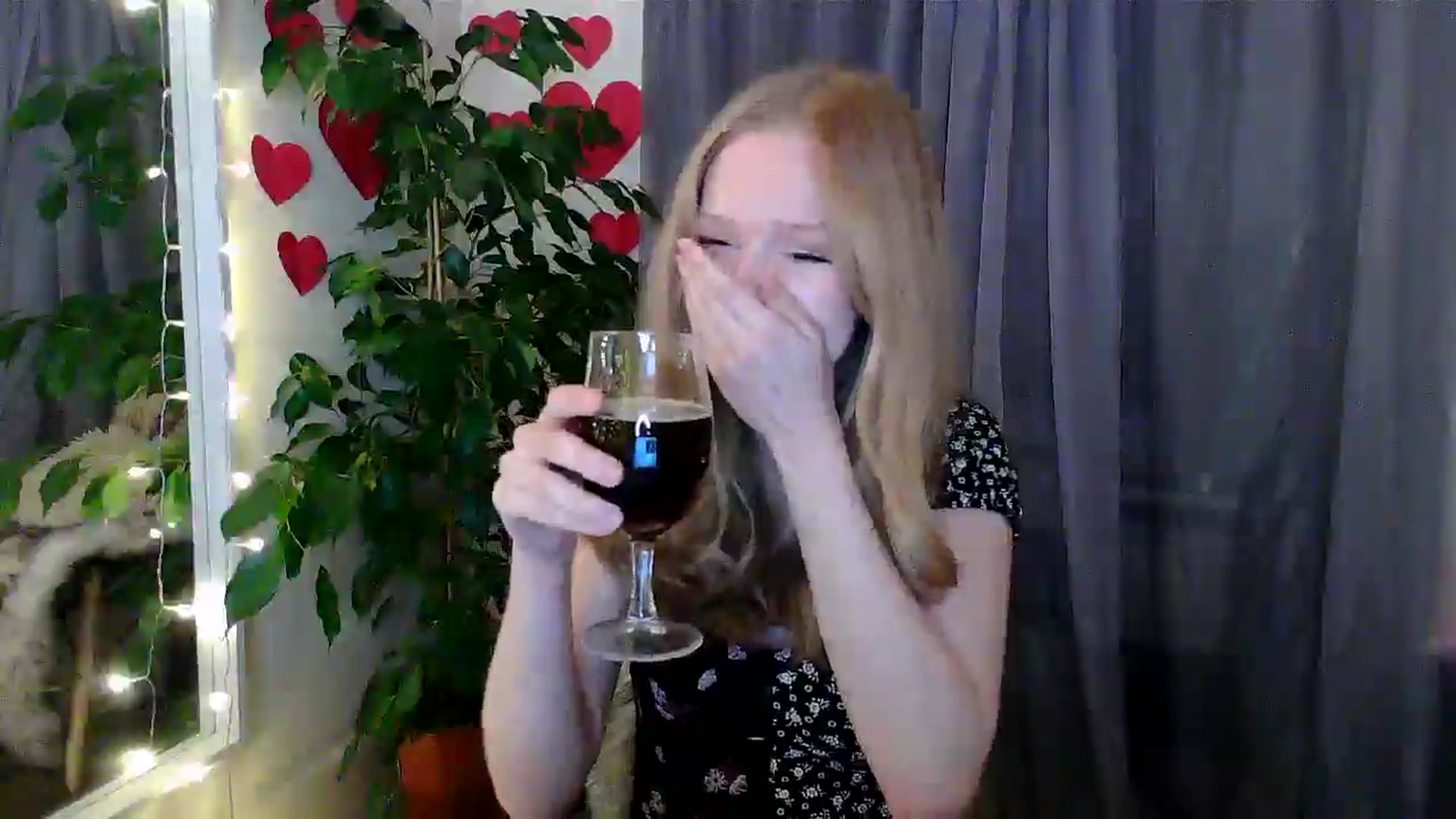 Gallery image thumbnail from Amuse_xxx's myfreecams stream on, 03/02/2025, 20:17 image 5 of 20