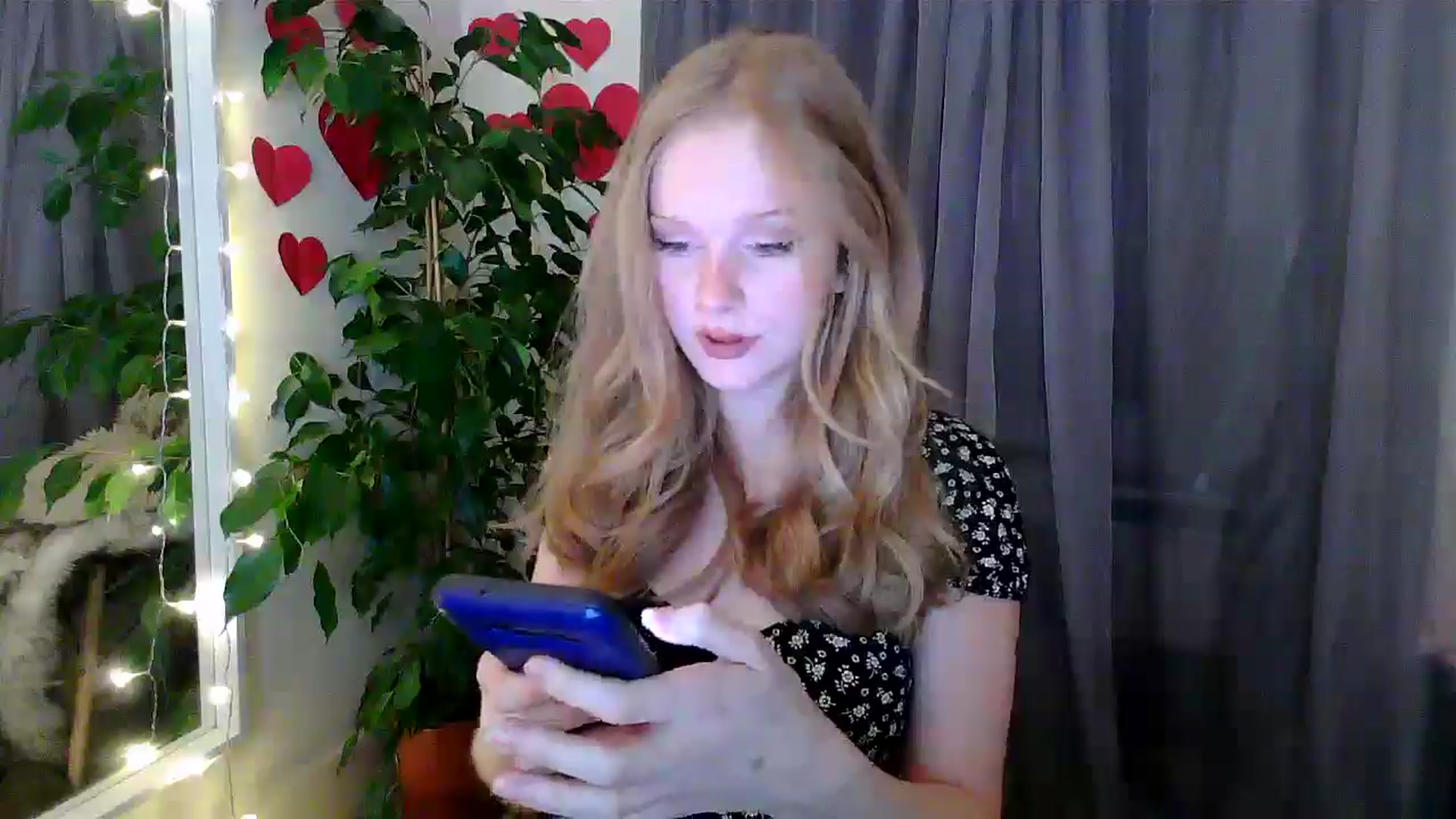 Gallery image thumbnail from Amuse_xxx's myfreecams stream on, 03/02/2025, 20:17 image 9 of 20