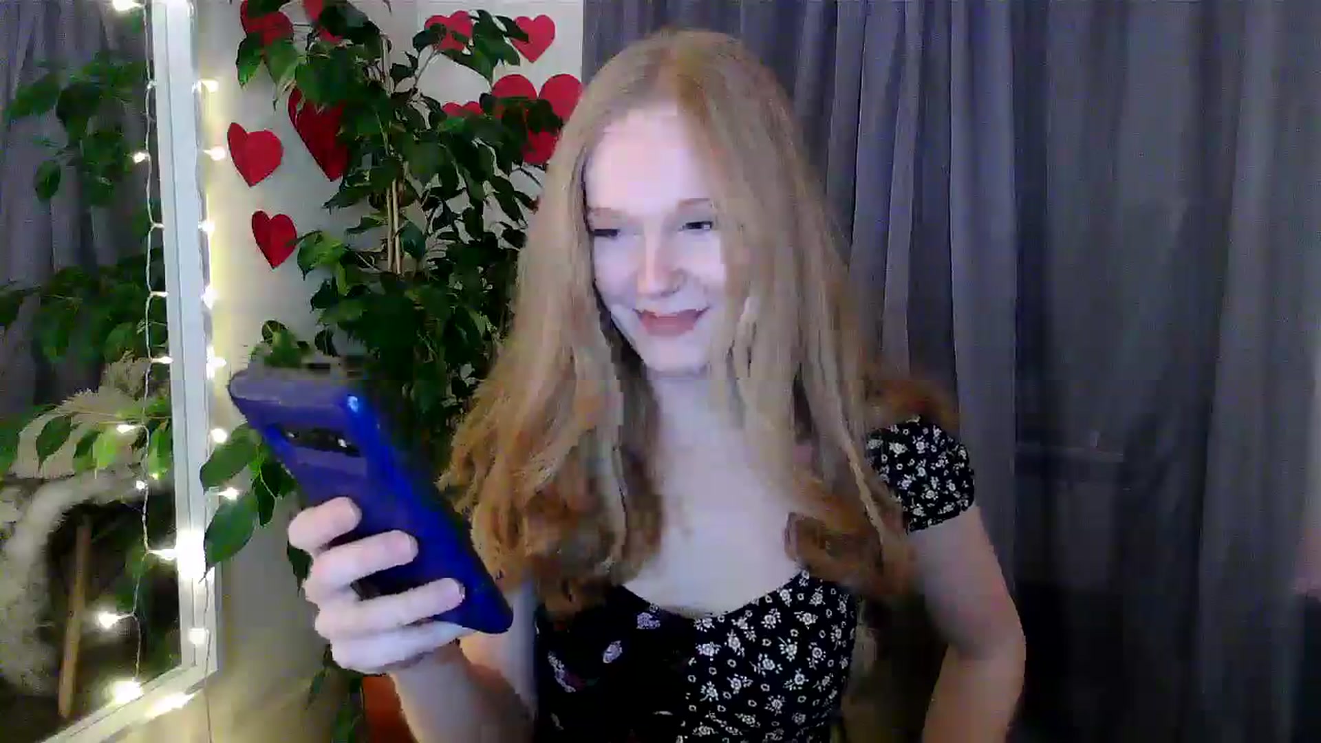 Gallery image thumbnail from Amuse_xxx's myfreecams stream on, 03/02/2025, 20:17 image 4 of 20