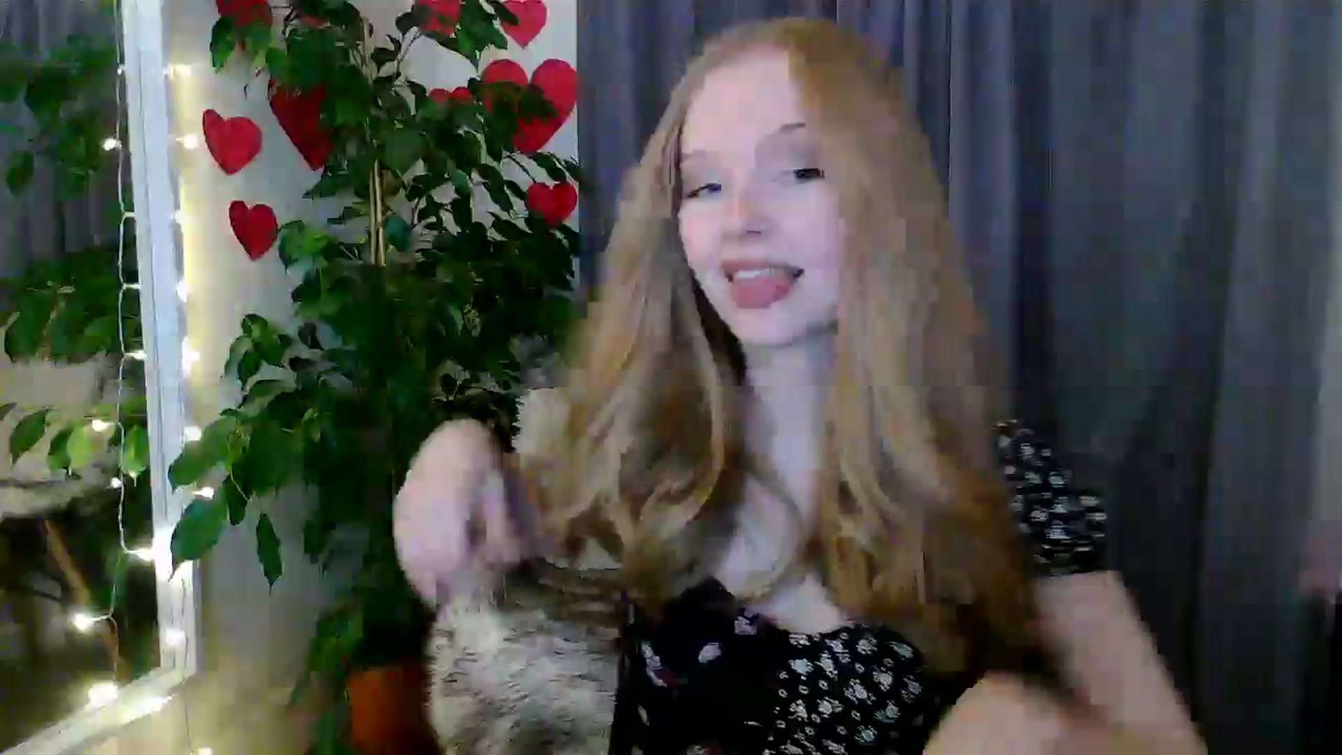 Gallery image thumbnail from Amuse_xxx's myfreecams stream on, 03/02/2025, 20:17 image 15 of 20