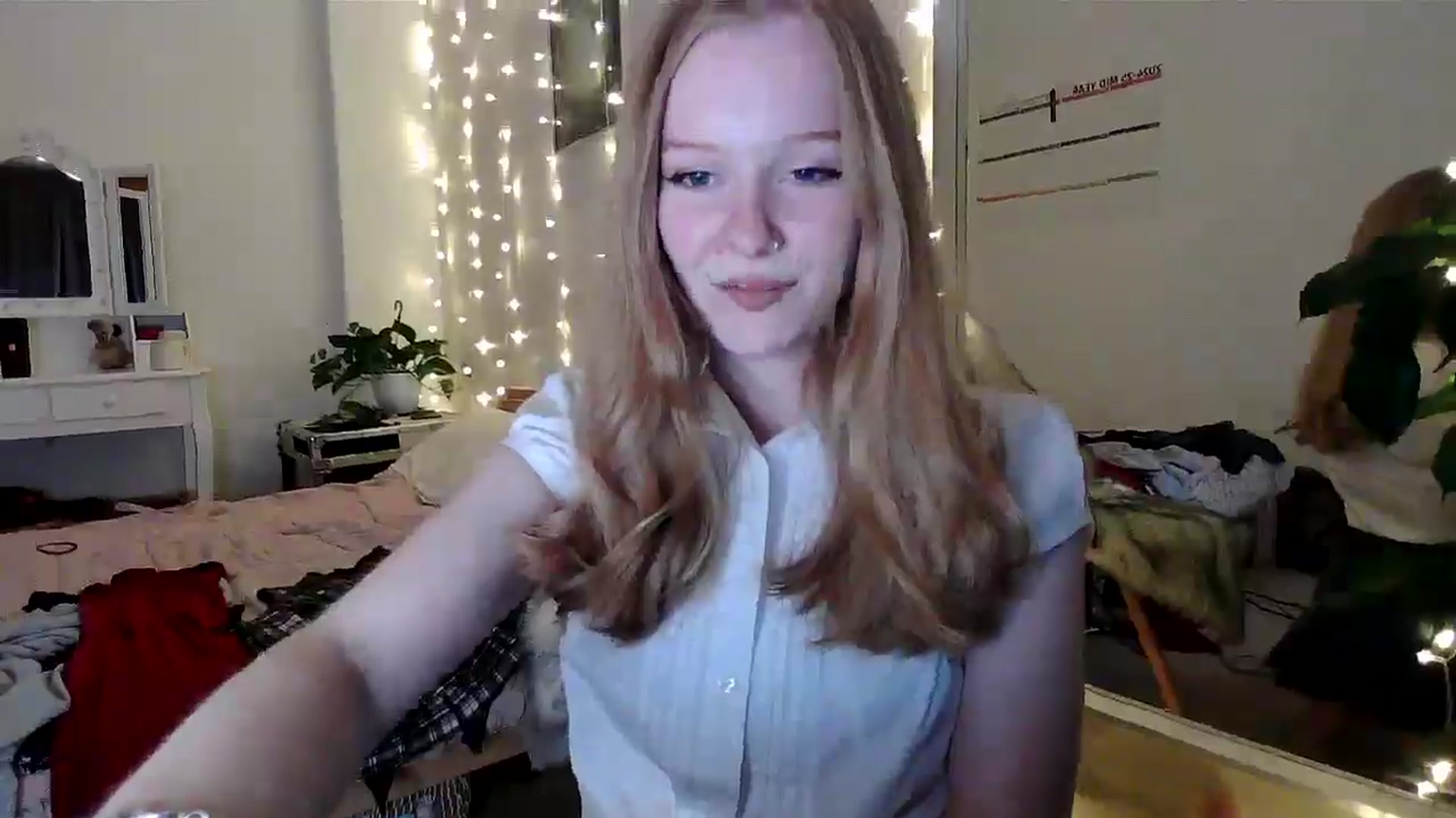 Gallery image thumbnail from Amuse_xxx's myfreecams stream on, 03/13/2025, 21:33 image 7 of 20