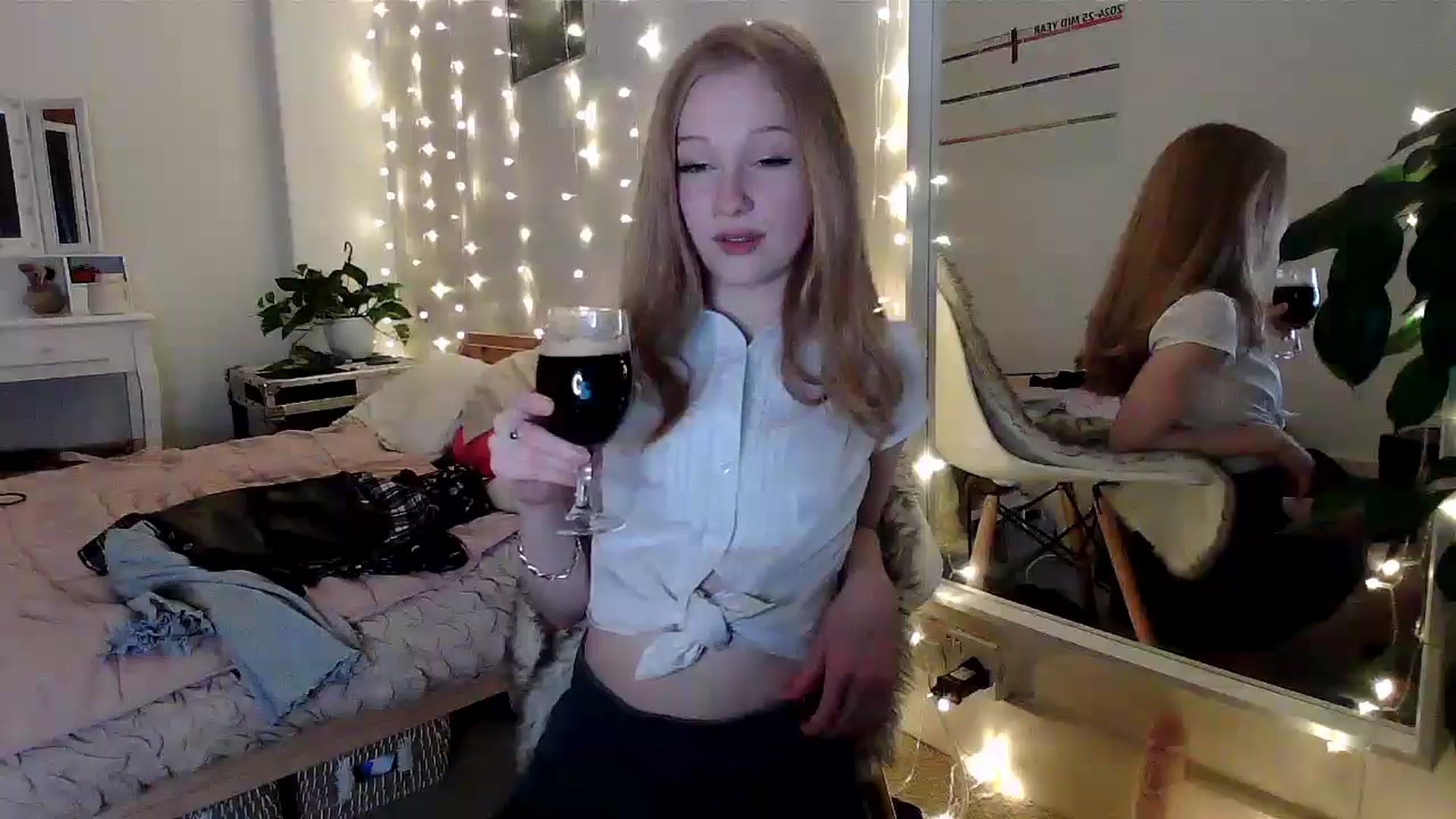 Gallery image thumbnail from Amuse_xxx's myfreecams stream on, 03/13/2025, 22:38 image 3 of 20
