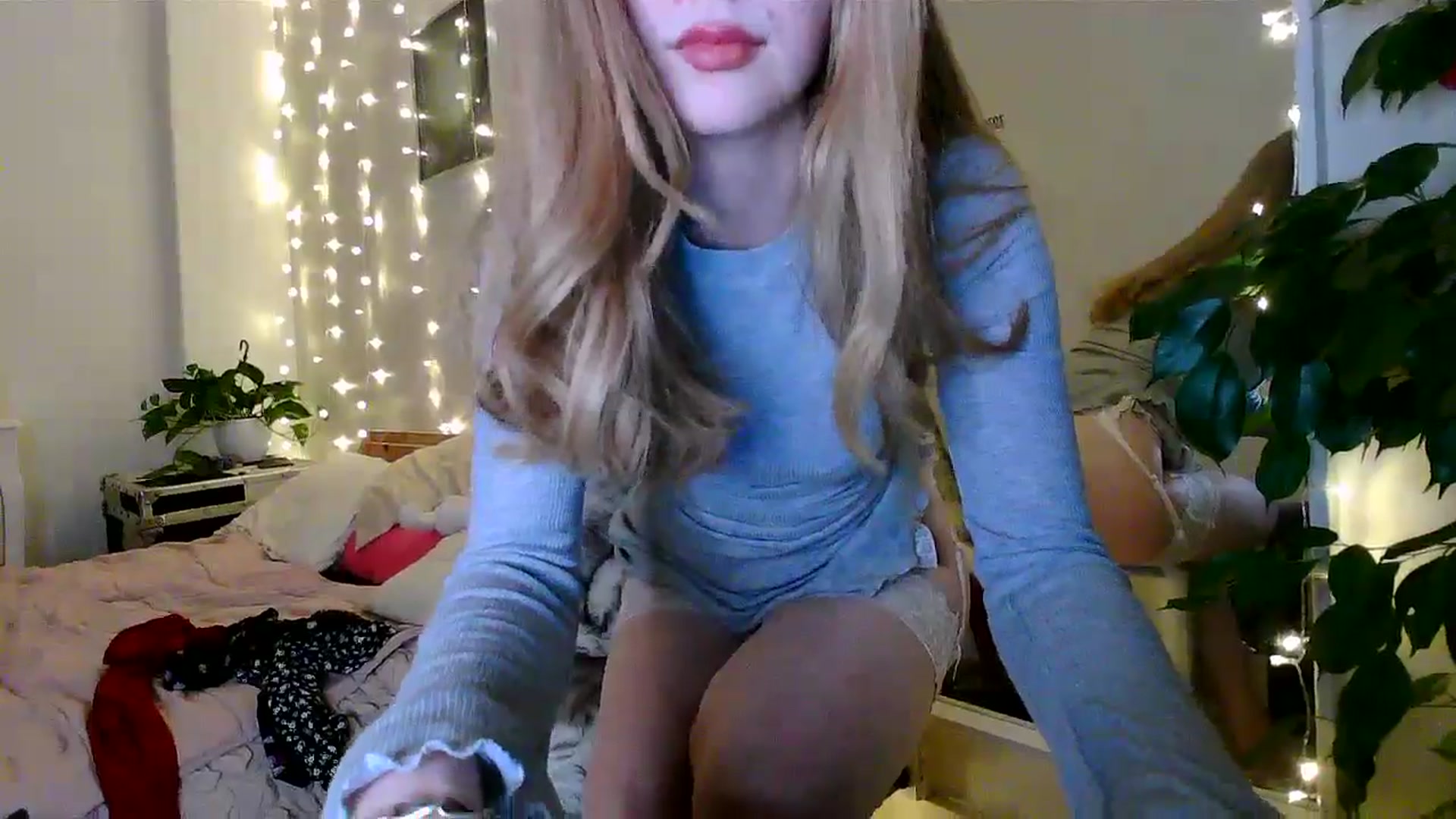 Gallery image thumbnail from Amuse_xxx's myfreecams stream on, 03/13/2025, 22:38 image 20 of 20