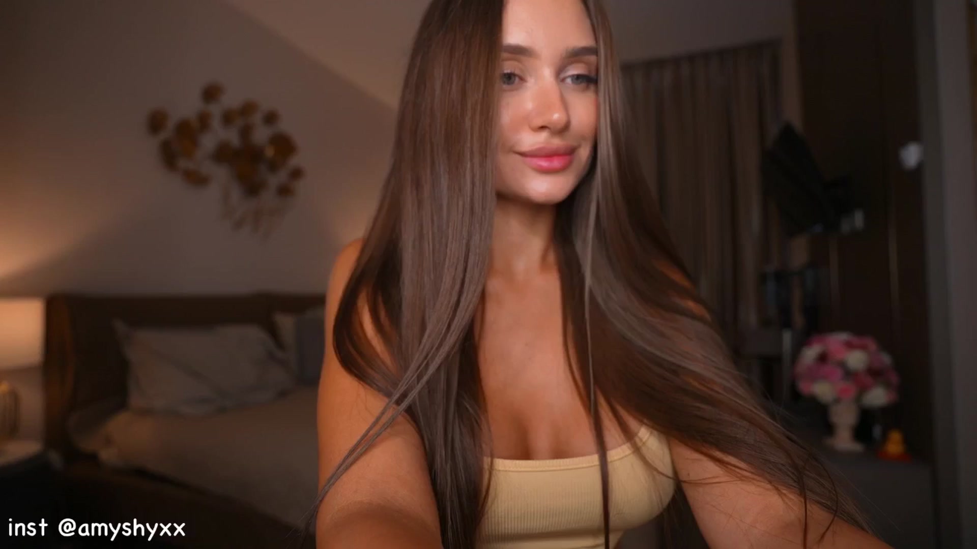 Gallery image thumbnail from AmyAngel's myfreecams stream on, 10/02/2025, 15:58 image 1 of 20