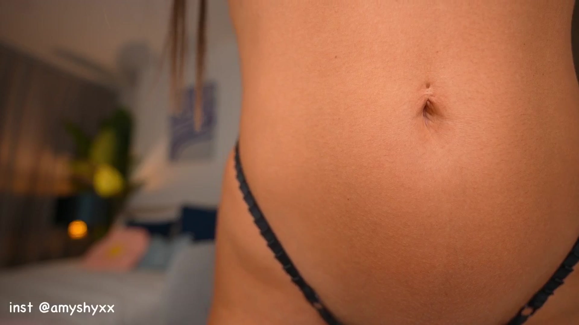 Gallery image thumbnail from AmyAngel's myfreecams stream on, 12/02/2025, 16:14 image 17 of 20