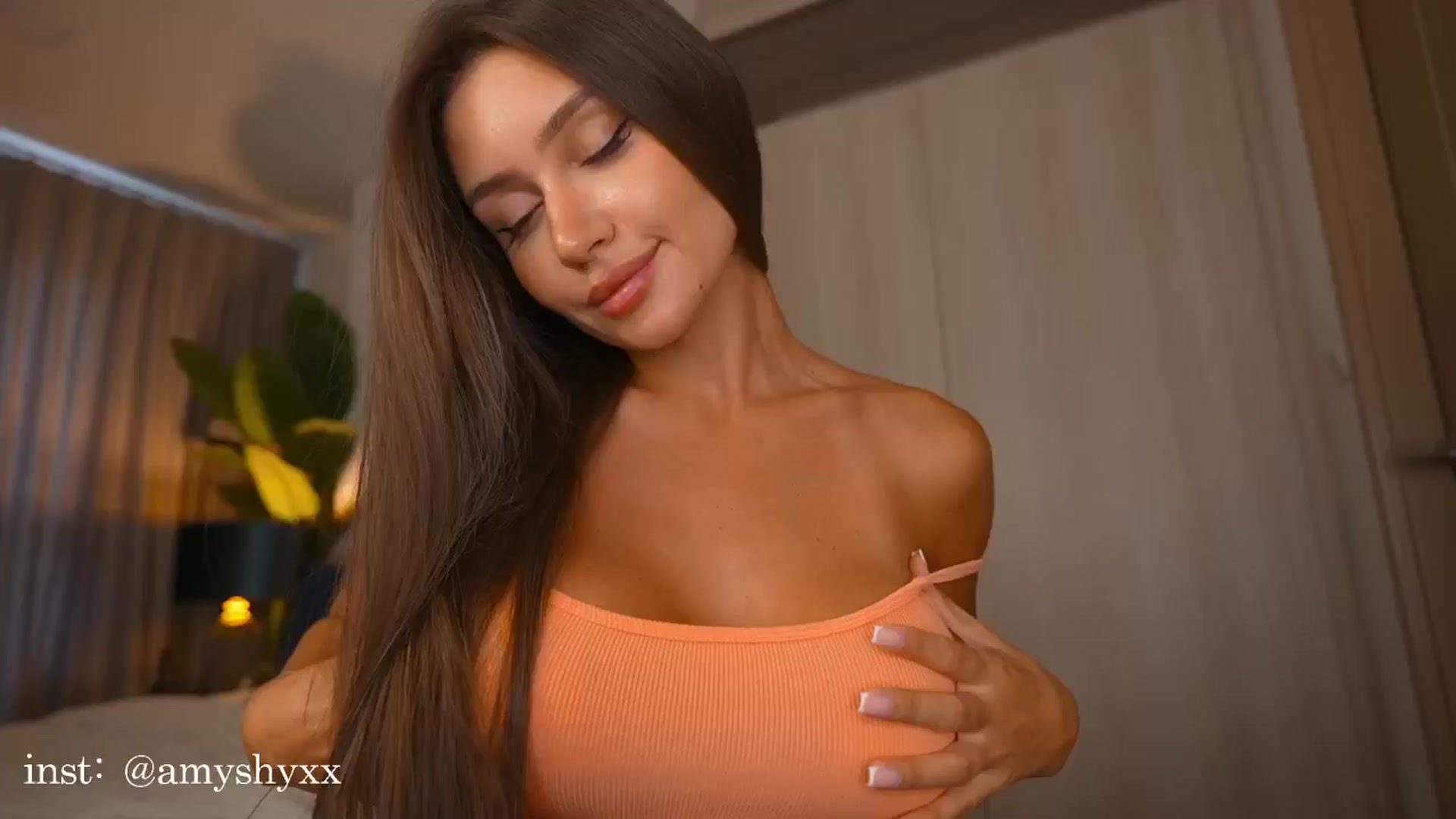 Gallery image thumbnail from AmyAngel's myfreecams stream on, 02/12/2026, 08:11 image 2 of 20