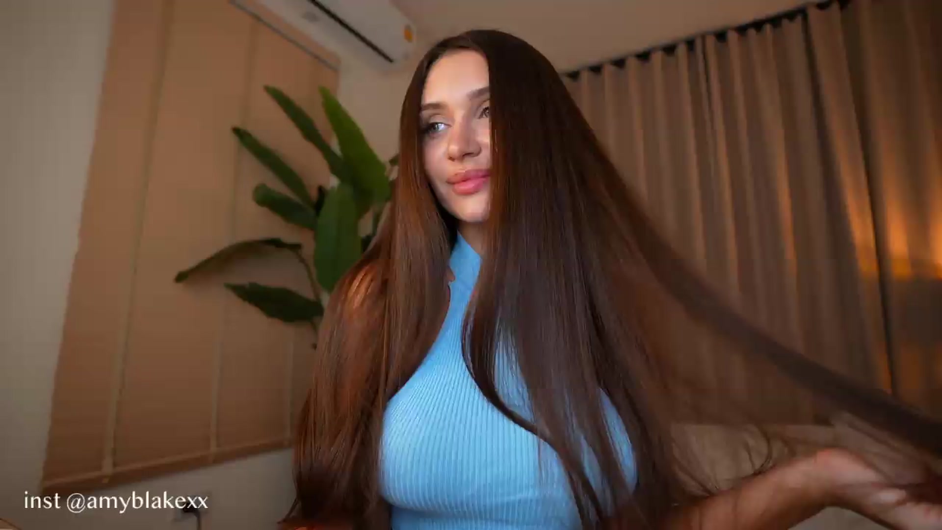 Gallery image thumbnail from AmyAngel's myfreecams stream on, 05/28/2026, 15:01 image 2 of 20