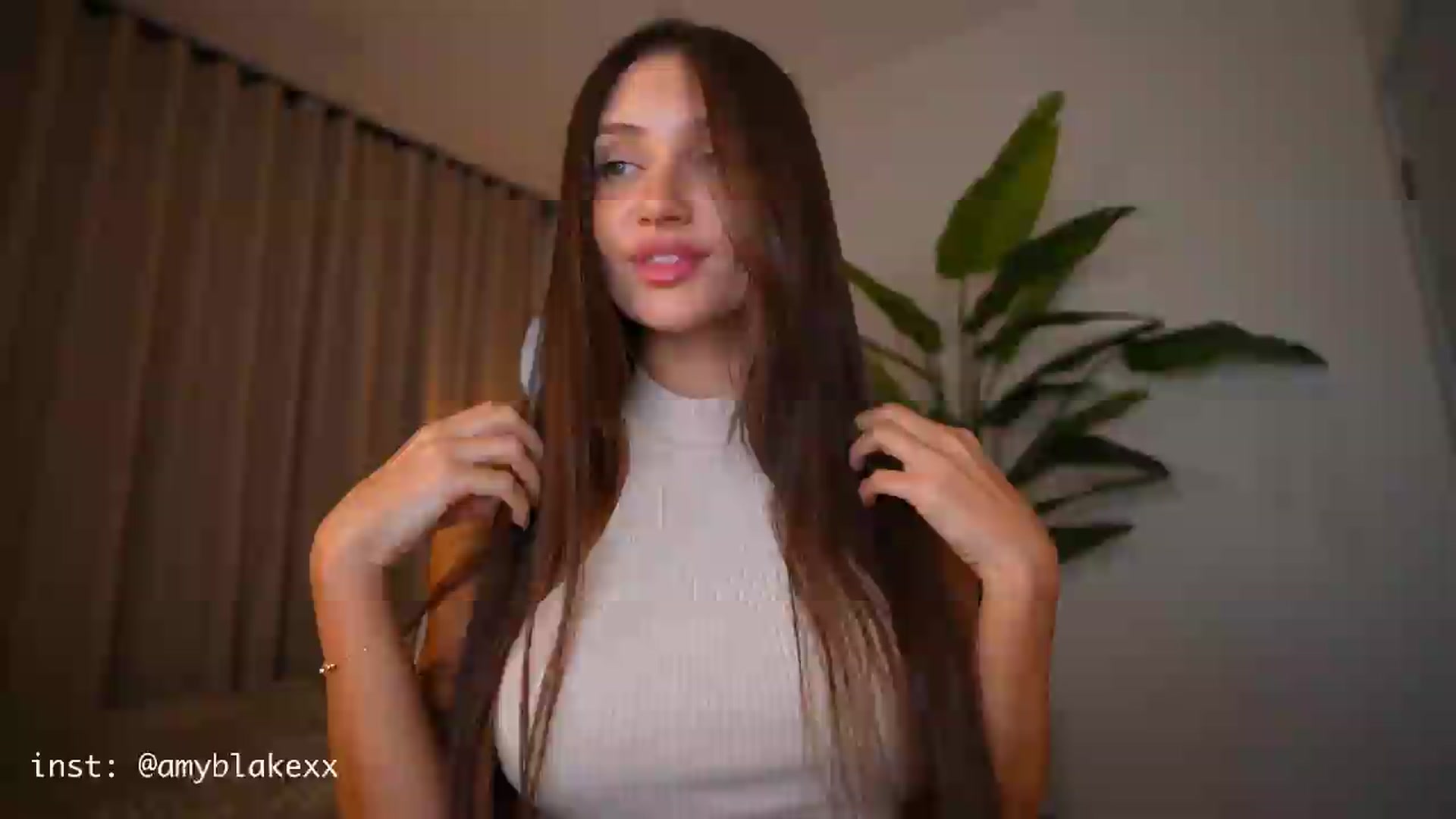 Gallery image thumbnail from AmyAngel's myfreecams stream on, 08/14/2026, 16:00 image 1 of 20