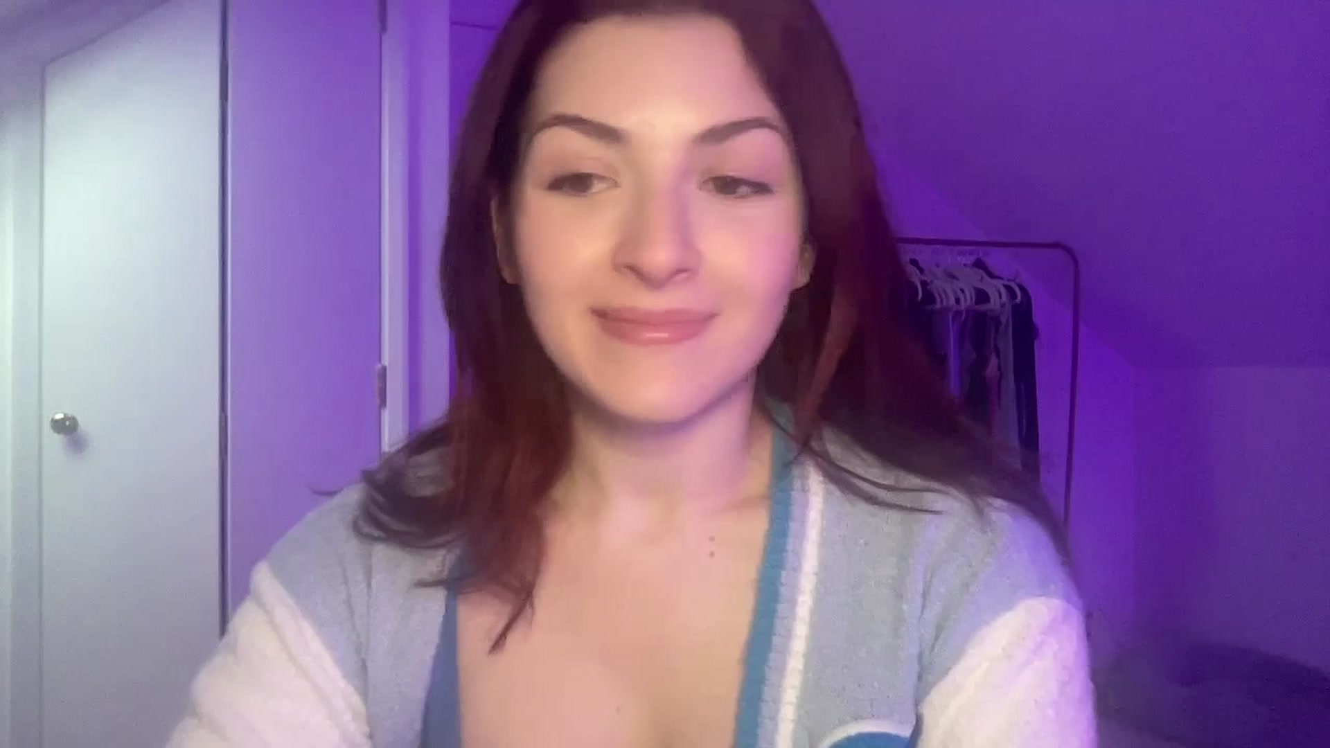 Gallery image thumbnail from AmyAugust's myfreecams stream on, 02/26/2025, 10:45 image 5 of 20