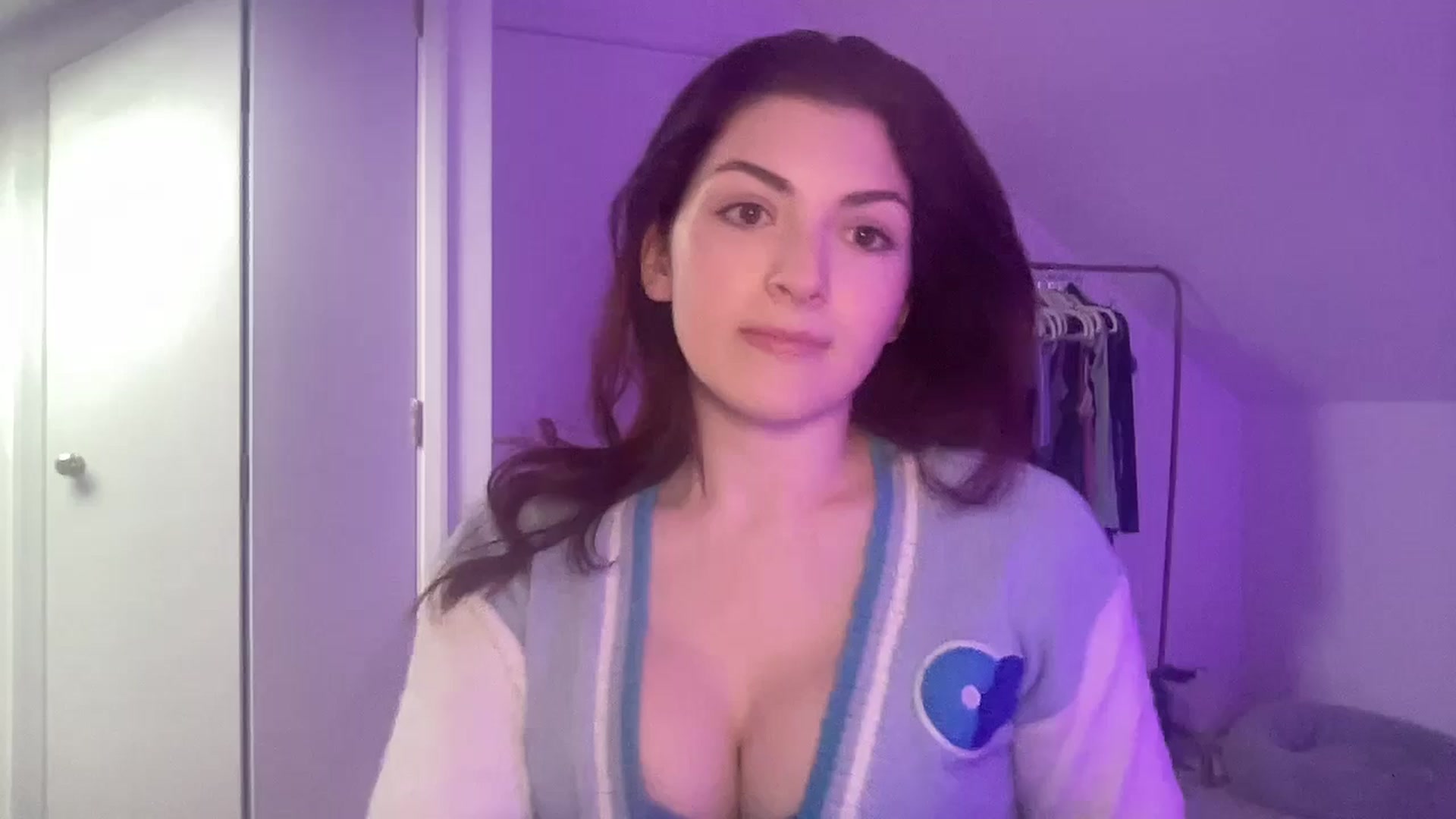 Gallery image thumbnail from AmyAugust's myfreecams stream on, 02/26/2025, 10:45 image 9 of 20