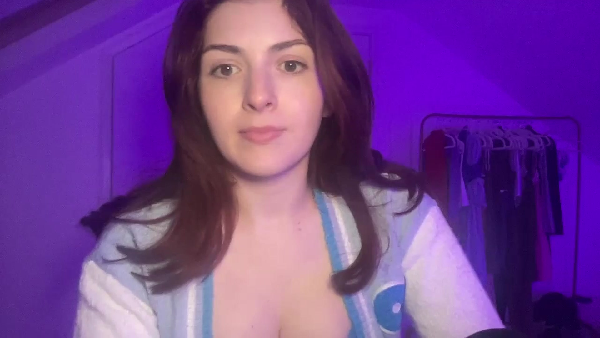 Gallery image thumbnail from AmyAugust's myfreecams stream on, 02/26/2025, 17:21 image 17 of 20