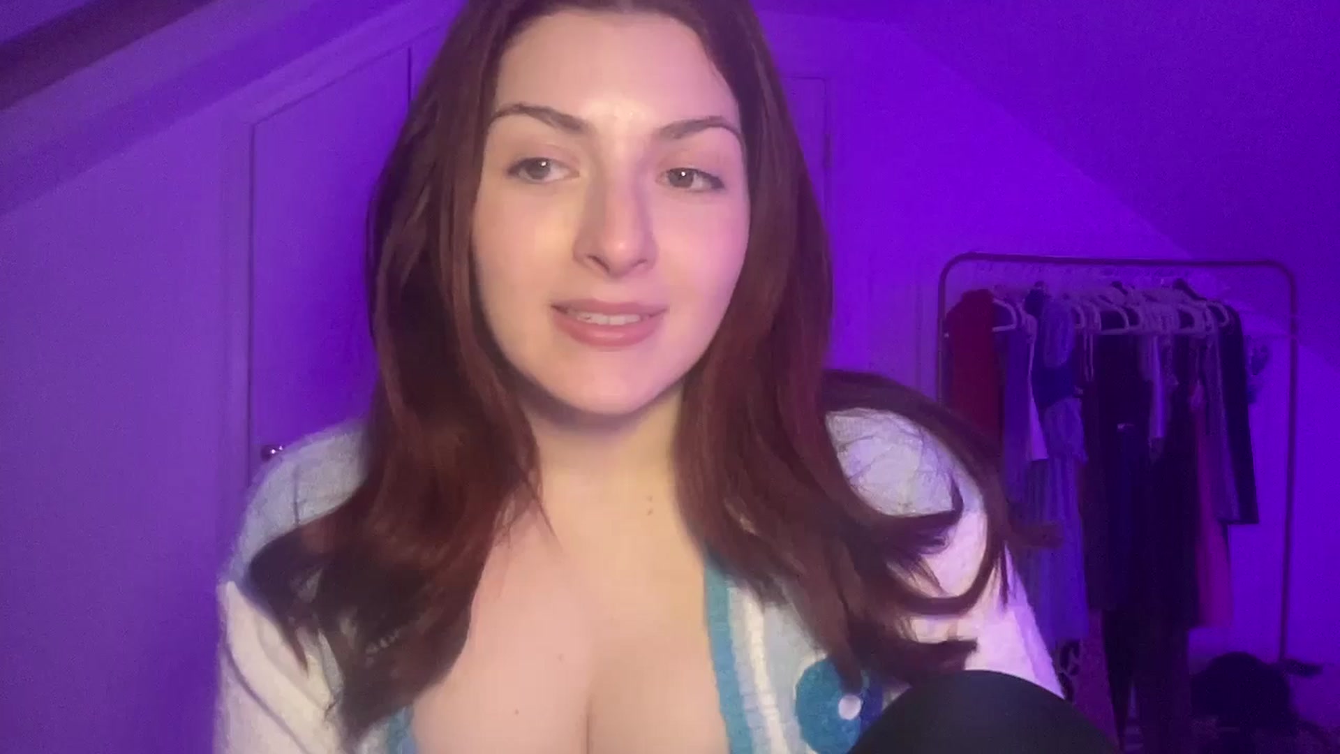 Gallery image thumbnail from AmyAugust's myfreecams stream on, 02/26/2025, 17:21 image 15 of 20