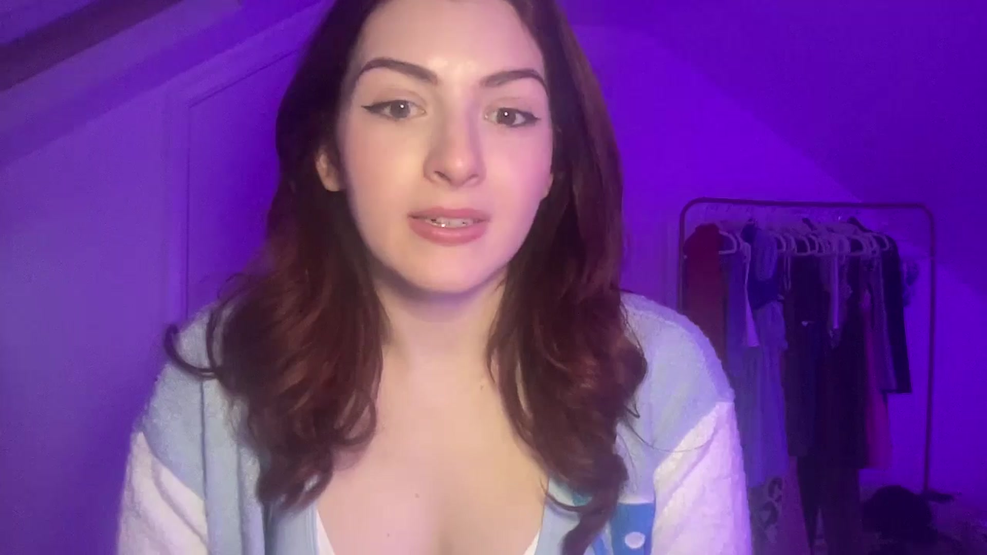 Gallery image thumbnail from AmyAugust's myfreecams stream on, 02/28/2025, 09:26 image 13 of 20