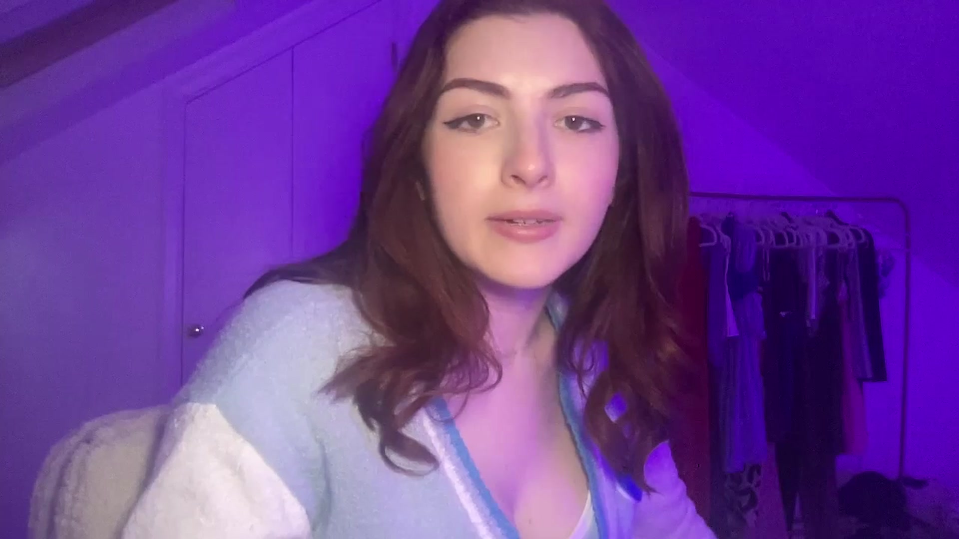 Gallery image thumbnail from AmyAugust's myfreecams stream on, 02/28/2025, 09:26 image 20 of 20