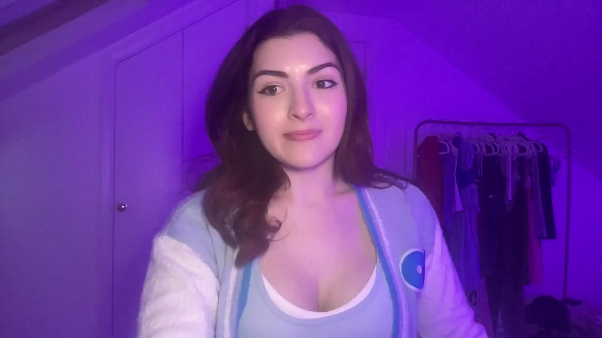 Gallery image thumbnail from AmyAugust's myfreecams stream on, 02/28/2025, 09:26 image 16 of 20