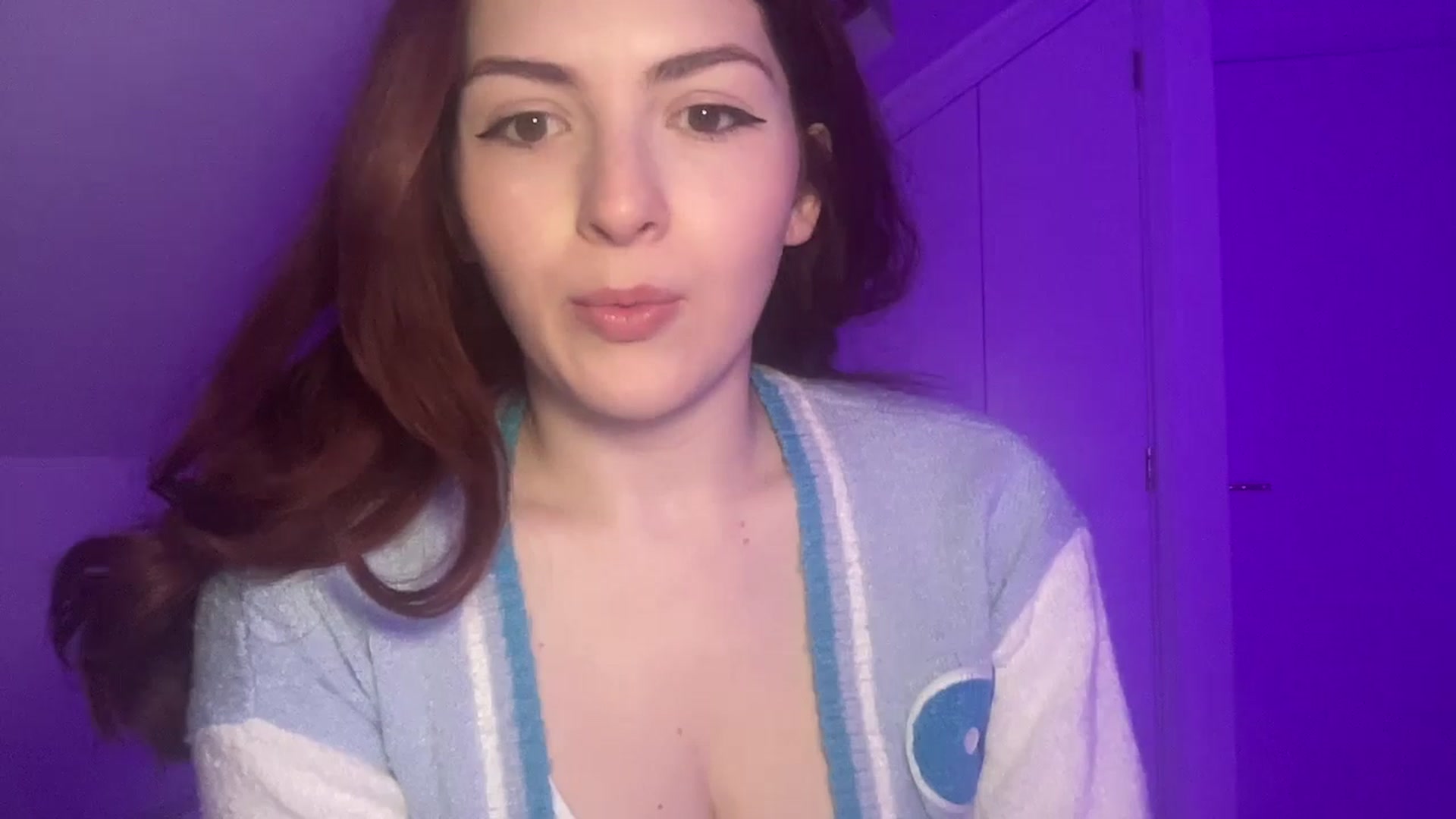 Gallery image thumbnail from AmyAugust's myfreecams stream on, 03/03/2025, 09:28 image 6 of 20