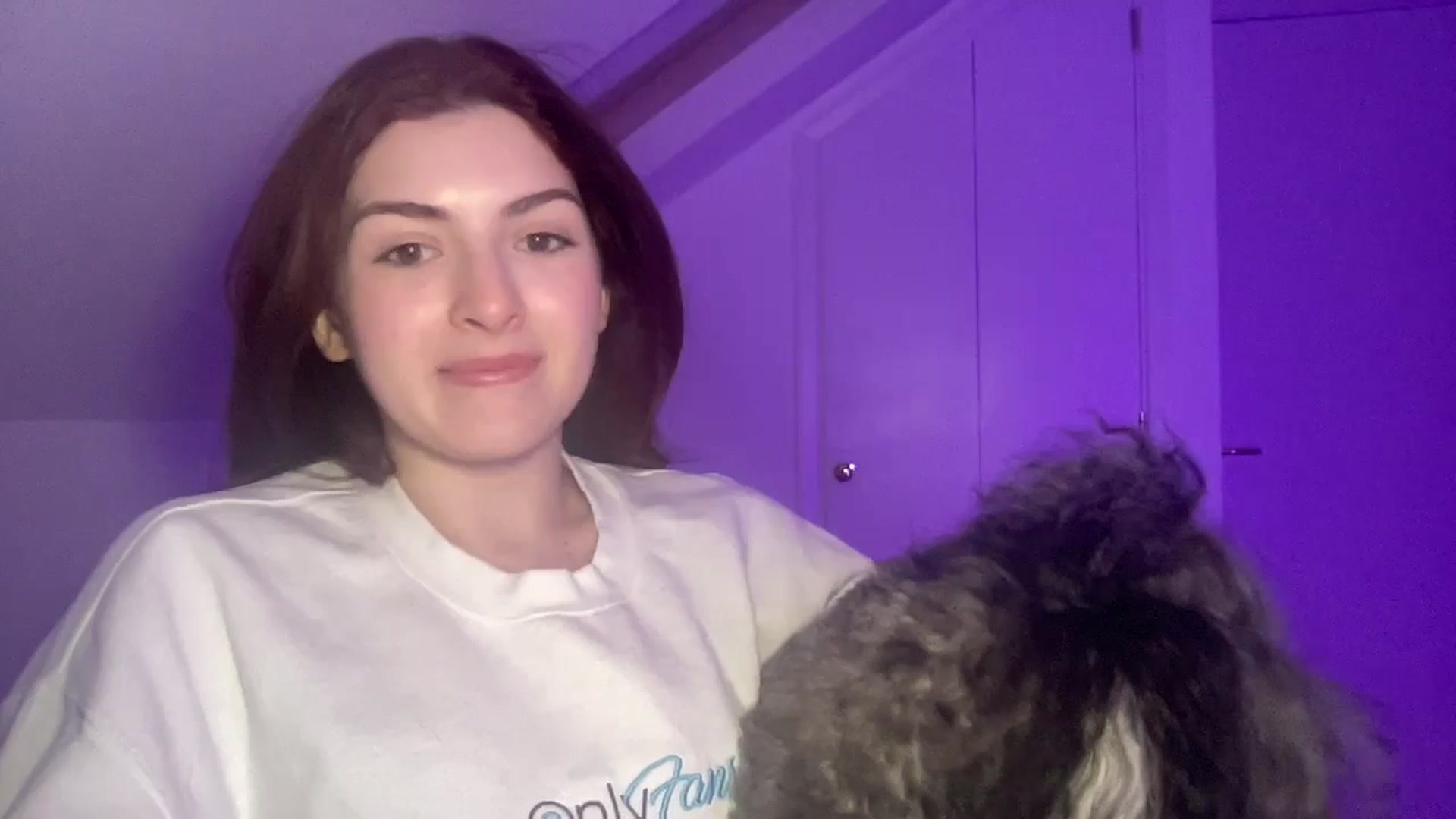 Gallery image thumbnail from AmyAugust's myfreecams stream on, 03/05/2025, 09:03 image 16 of 20