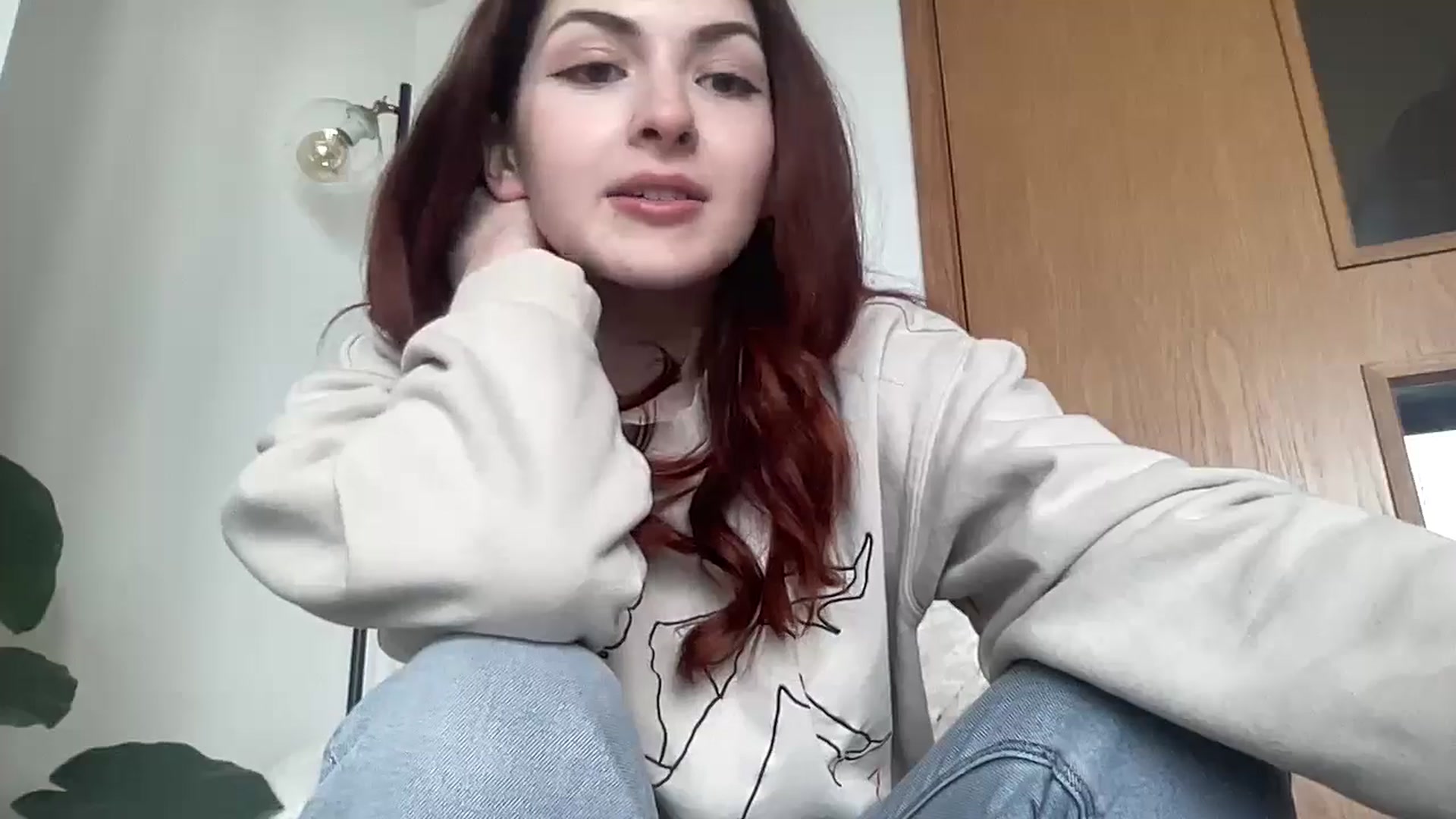 Gallery image thumbnail from AmyAugust's myfreecams stream on, 03/12/2025, 10:27 image 17 of 20