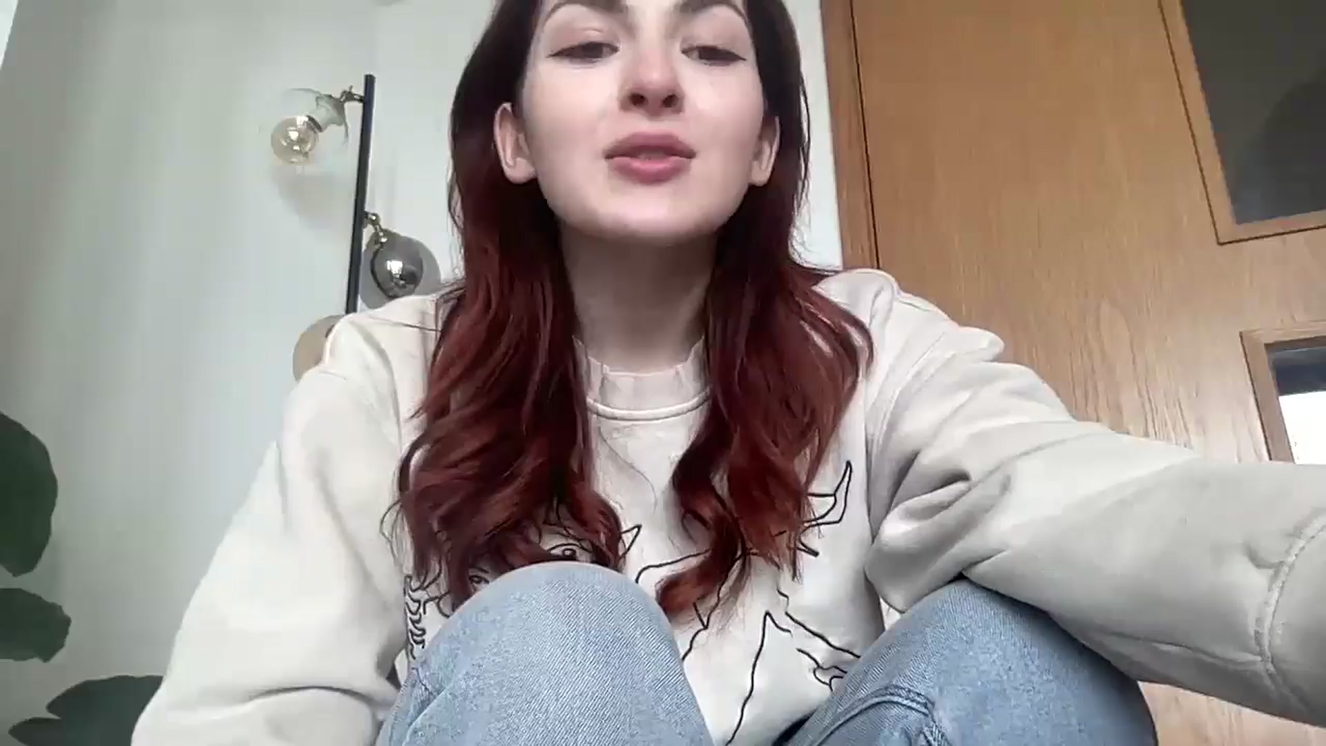 Gallery image thumbnail from AmyAugust's myfreecams stream on, 03/12/2025, 10:27 image 15 of 20