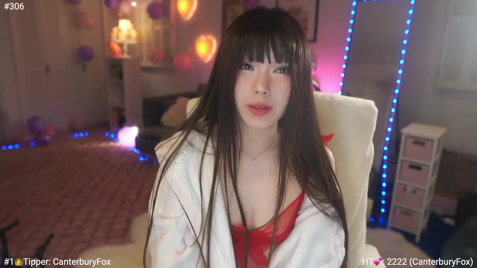 Gallery image thumbnail from AmyCanterbury's myfreecams stream on, 11/19/2022, 08:27 image 7 of 20