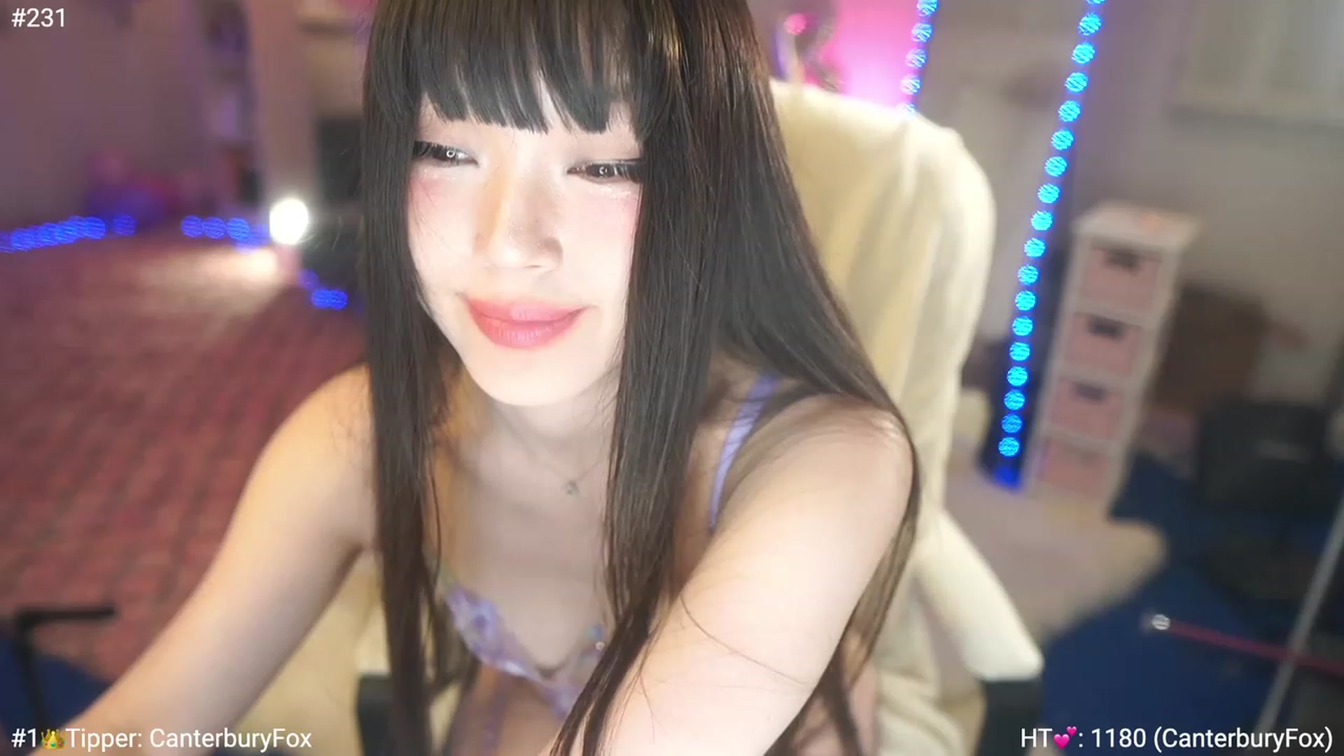 Gallery image thumbnail from AmyCanterbury's myfreecams stream on, 12/03/2022, 09:08 image 14 of 20