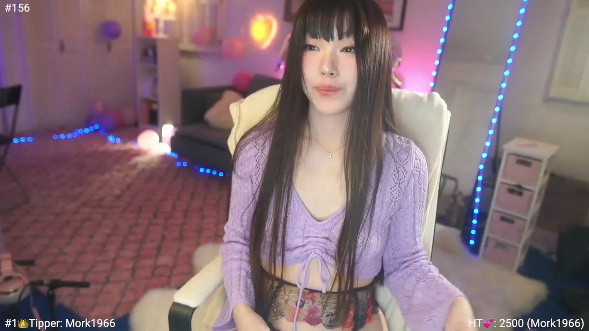 Gallery image thumbnail from AmyCanterbury's myfreecams stream on, 12/10/2022, 08:11 image 15 of 20